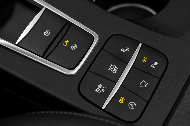 Ford Focus Wagon 1.5 Active / PANO / HUD / ACC / B&O / KEYLES — photo 15