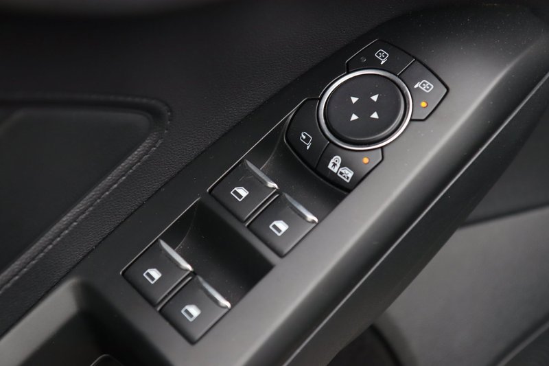 Ford Focus Wagon 1.5 Active / PANO / HUD / ACC / B&O / KEYLES — photo 23