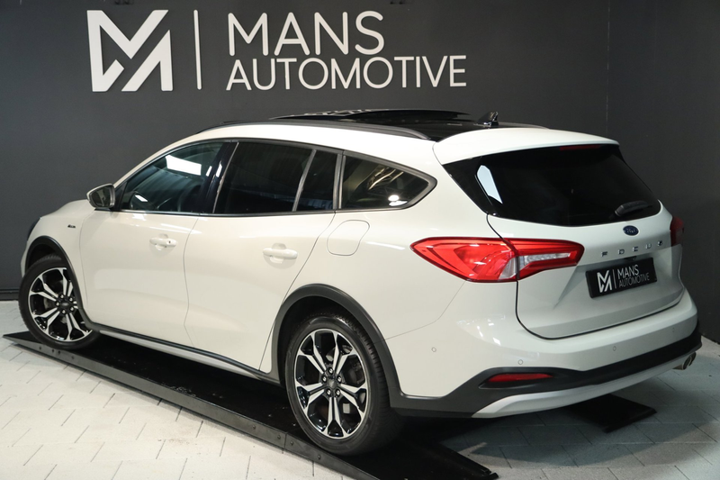Ford Focus Wagon 1.5 Active / PANO / HUD / ACC / B&O / KEYLES — photo 5