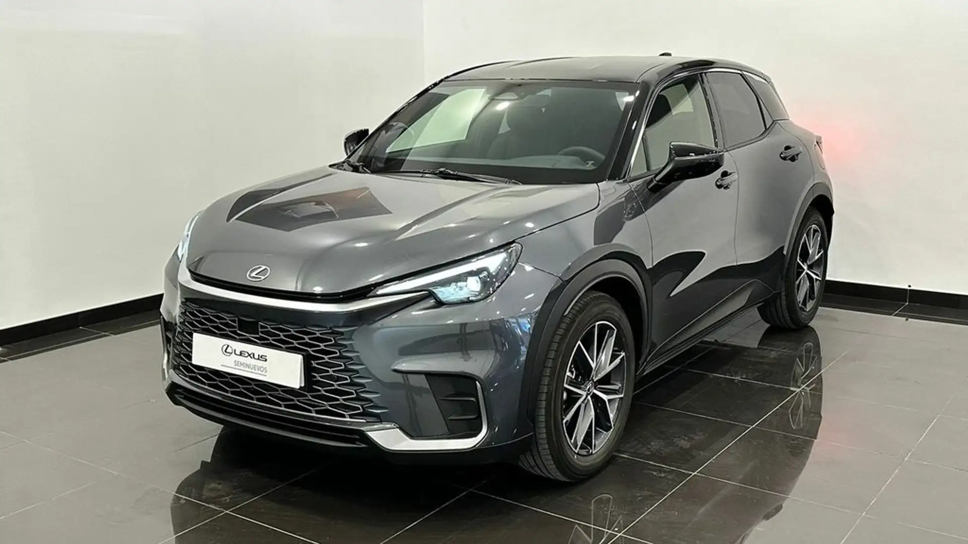 Lexus LBX EMOTION + Grijs - 1