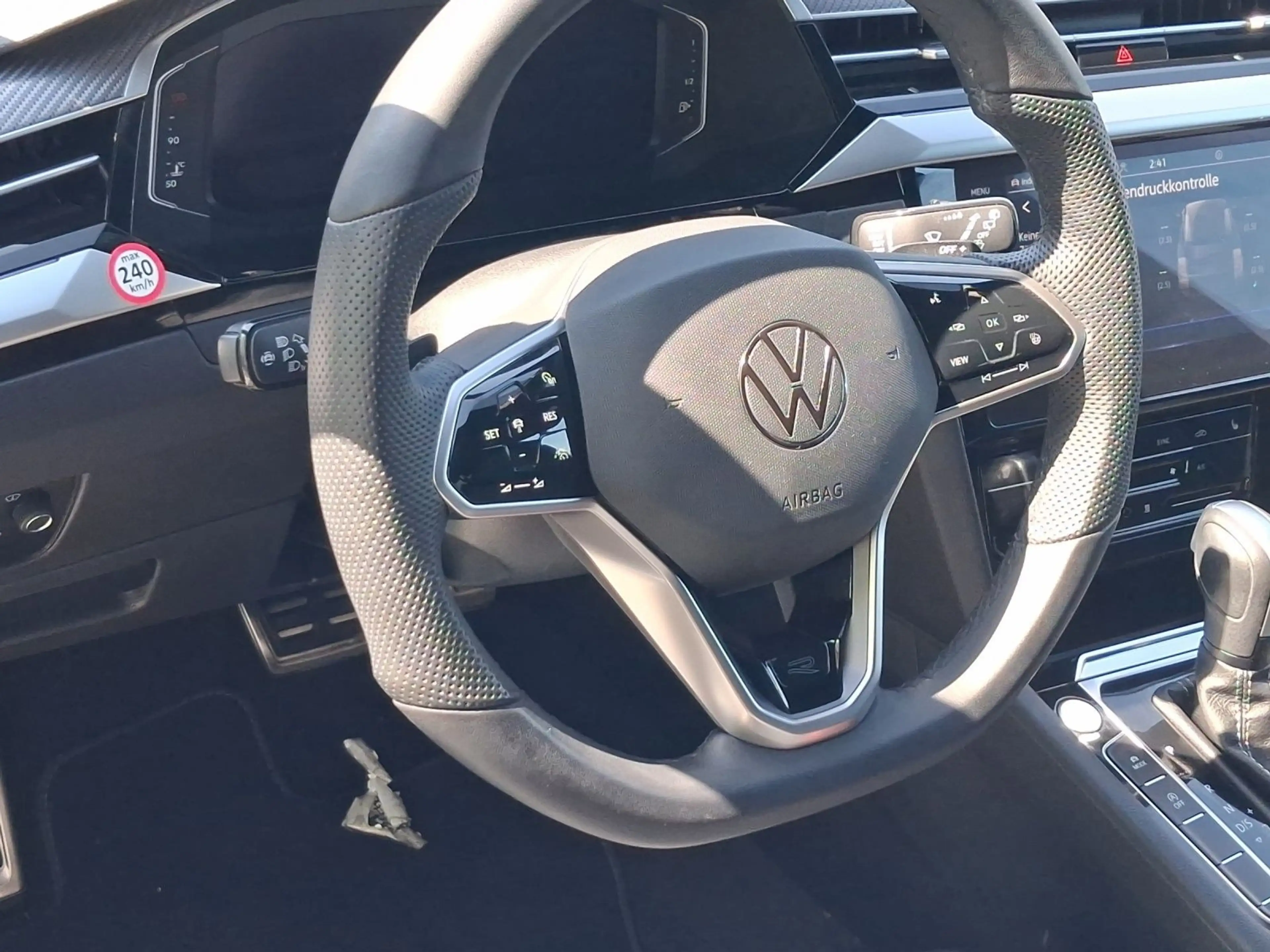 Volkswagen Arteon 2.0 TDI DSG R-LINE ST.HEIZ — photo 9