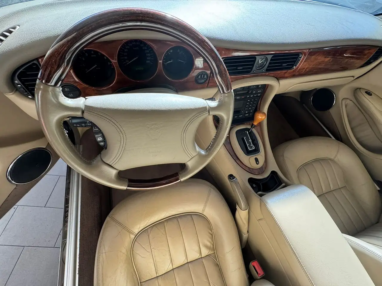 Jaguar XJ V-VI 1994 3.2 Executive, foto 8