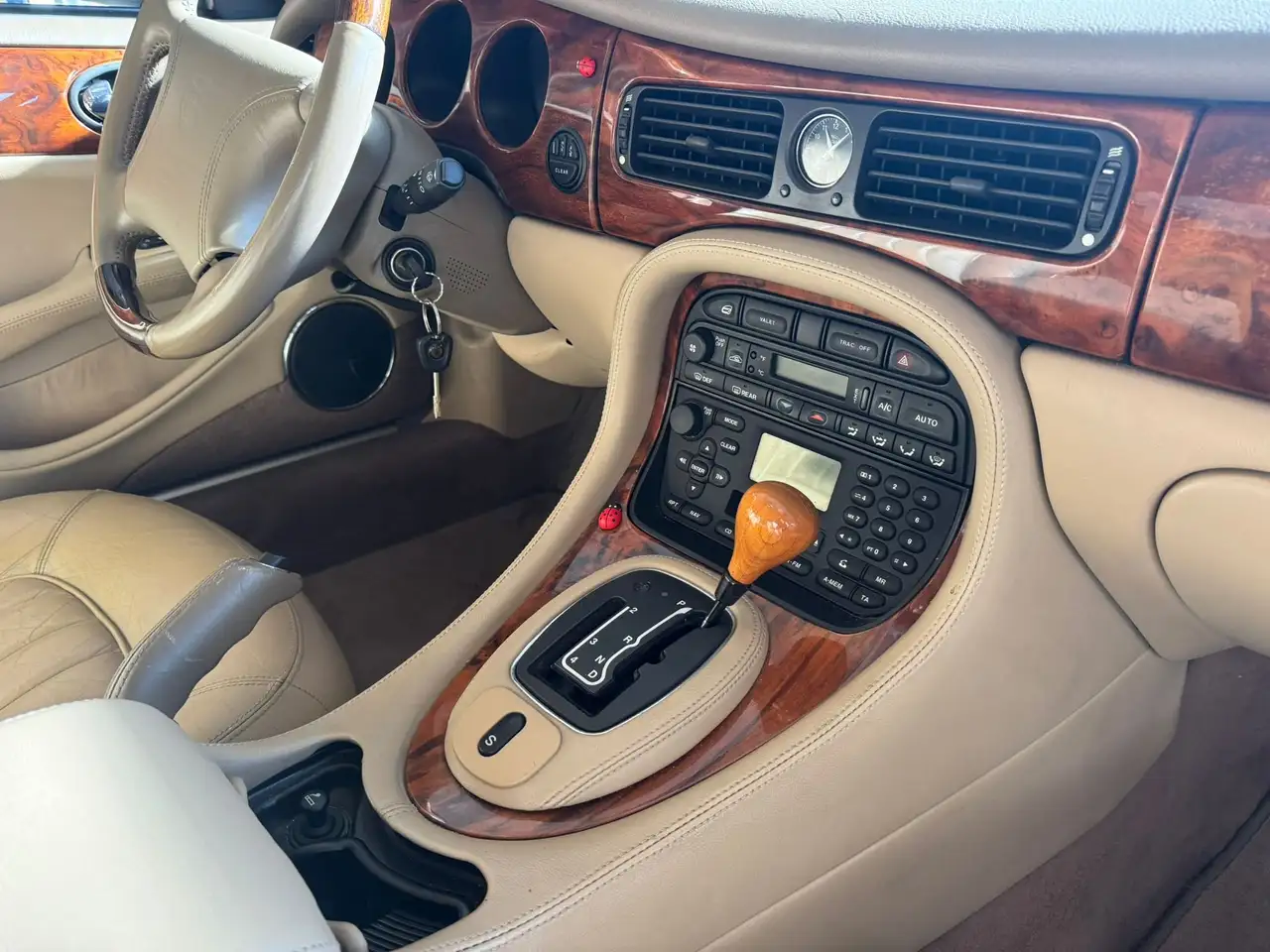 Jaguar XJ V-VI 1994 3.2 Executive, foto 5