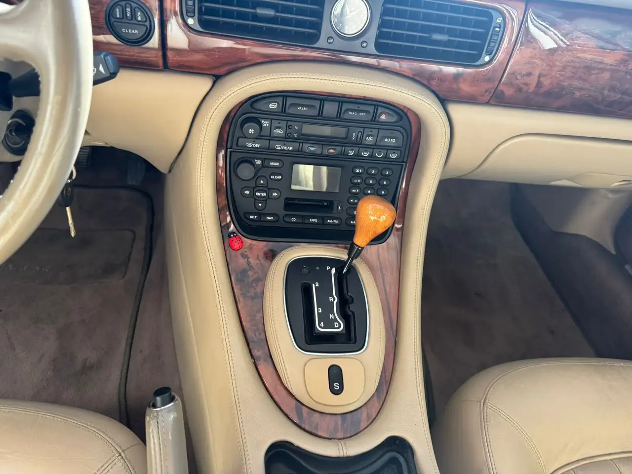 Jaguar XJ V-VI 1994 3.2 Executive, foto 10