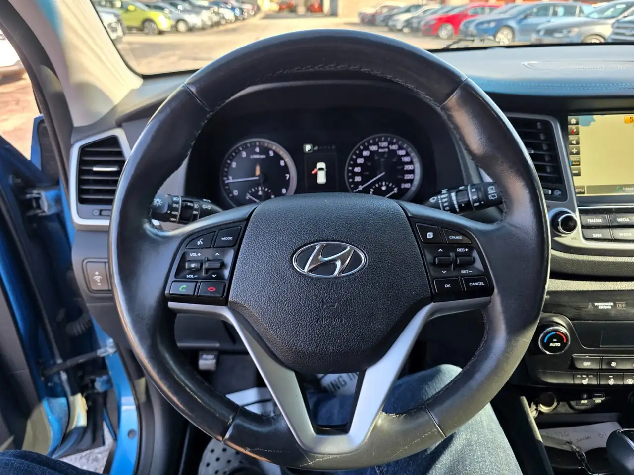 Hyundai TUCSON photo Hyundai TUCSON