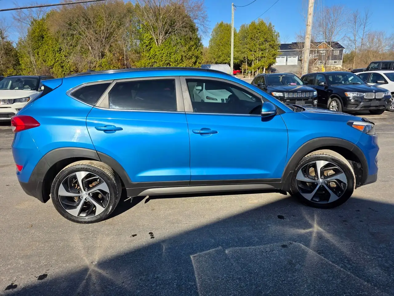 Hyundai TUCSON photo Hyundai TUCSON