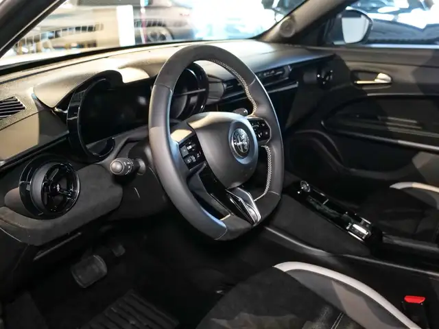 Alfa Romeo Junior view 5