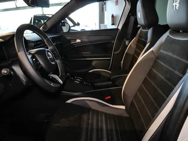 Alfa Romeo Junior view 6