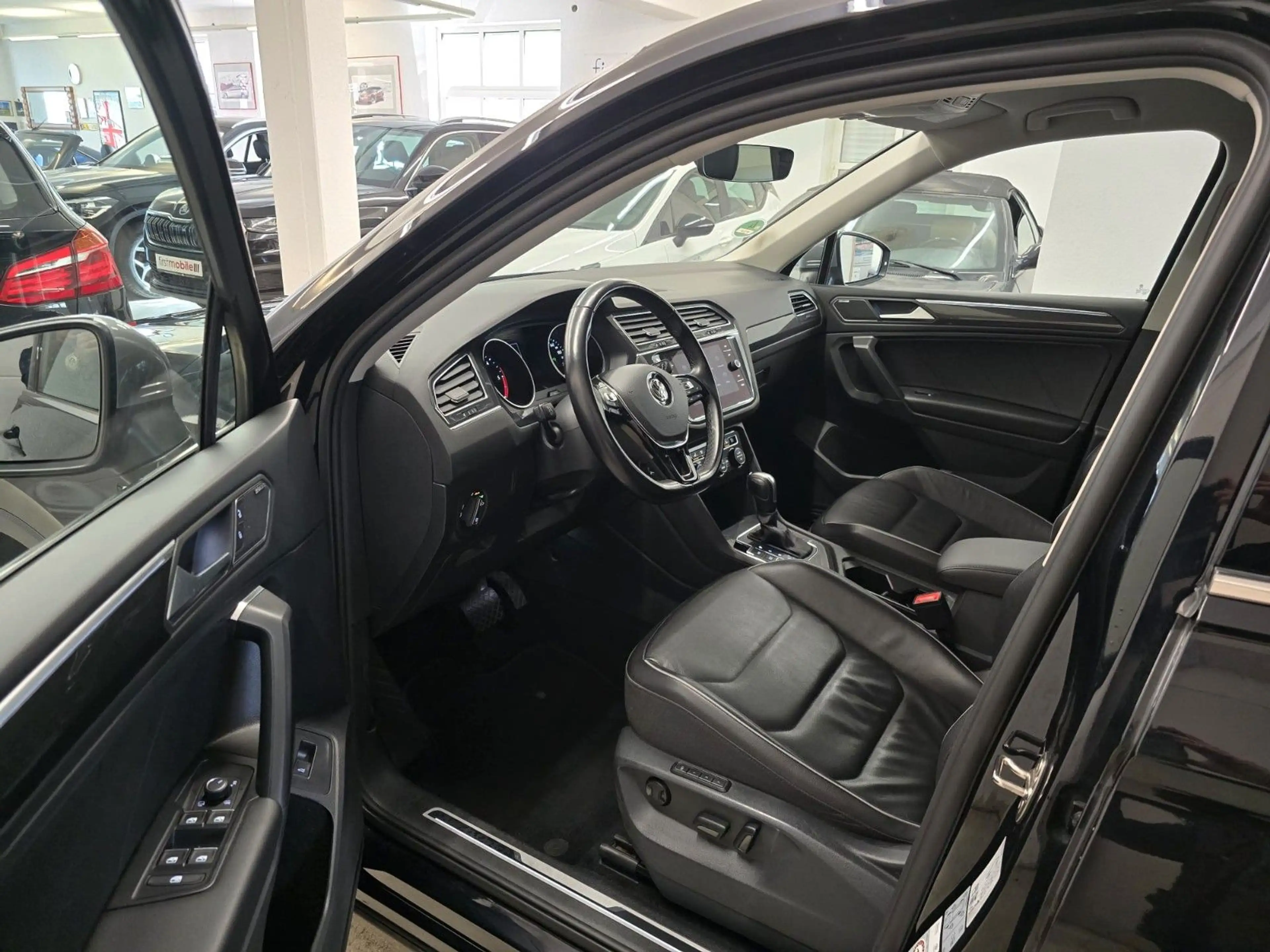 Volkswagen Tiguan Allspace TiguanAllspaceComfortline*LEDER*Standheizung*AHK — photo 9