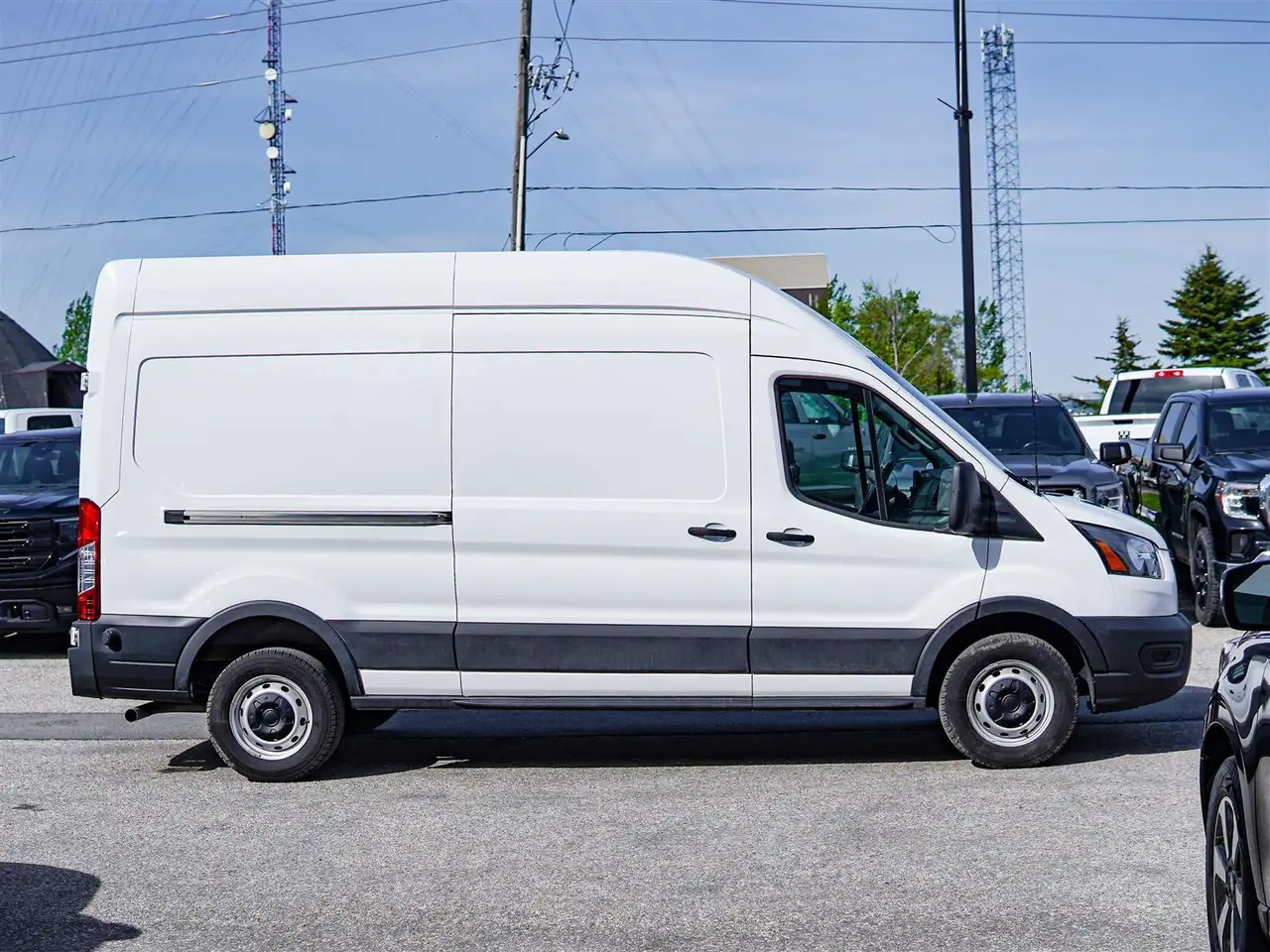 Ford Transit Cargo Van снимка Ford Transit Cargo Van