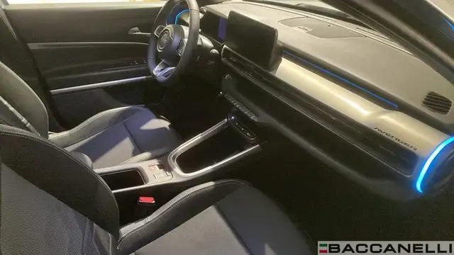 Jeep Avenger view 7