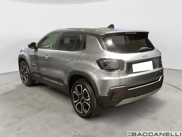 Jeep Avenger view 2