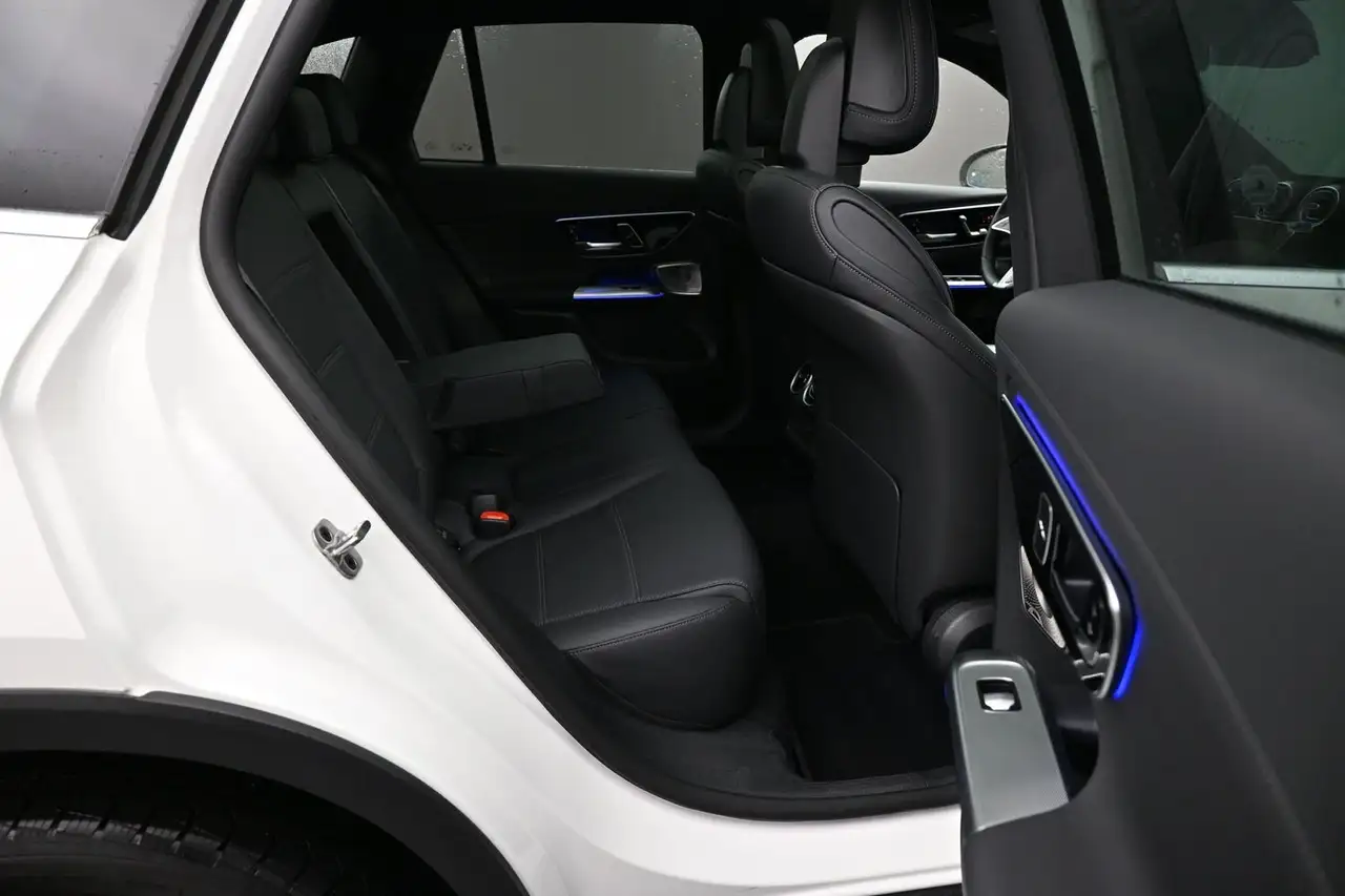 Mercedes-Benz GLC снимка Mercedes-Benz GLC