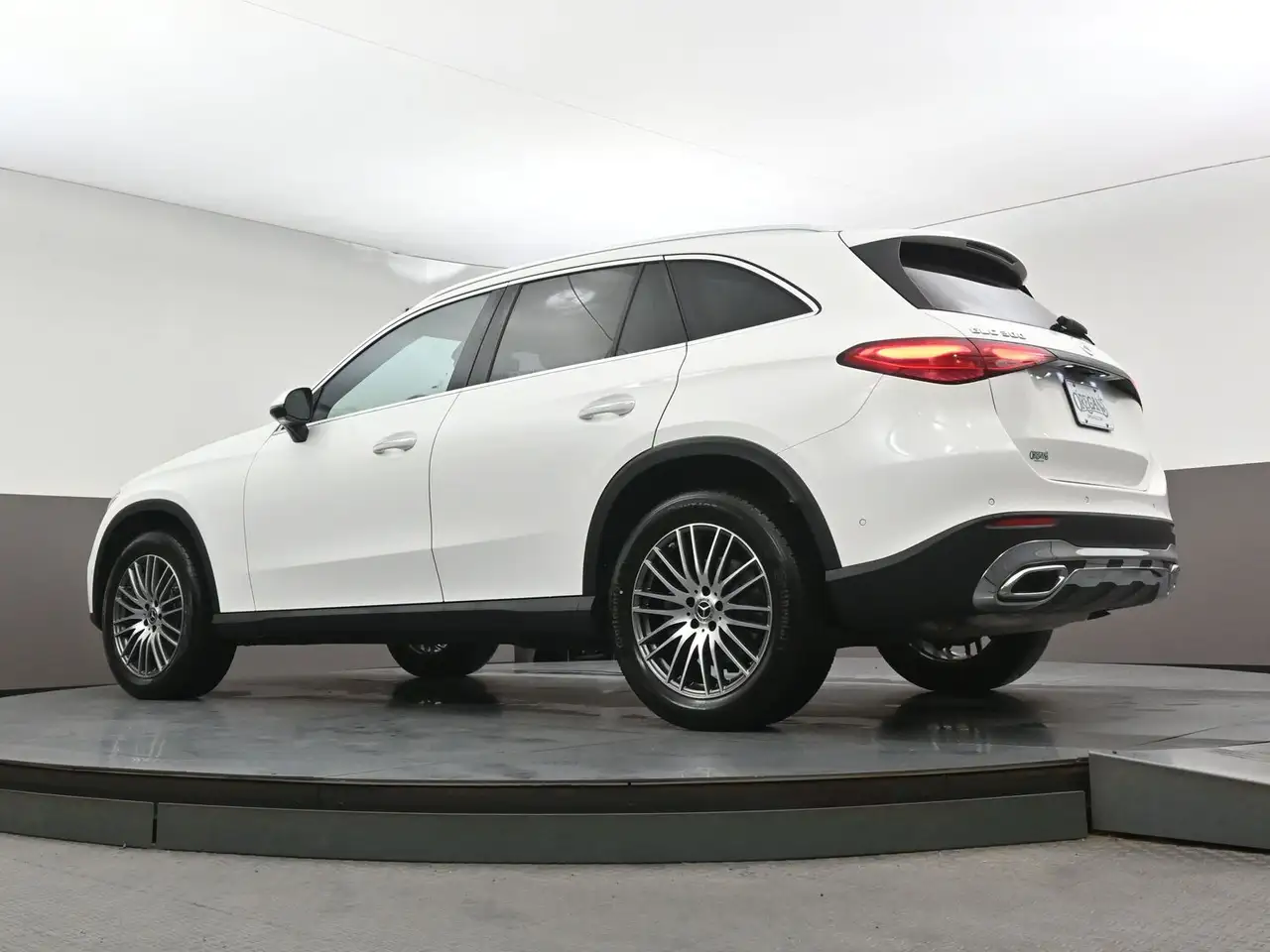 Mercedes-Benz GLC снимка Mercedes-Benz GLC