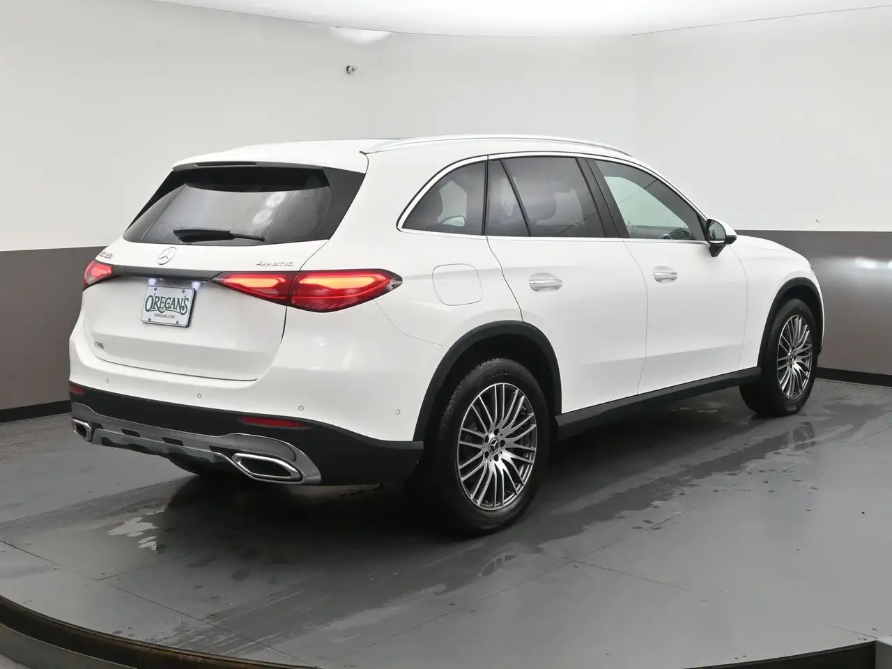 Mercedes-Benz GLC снимка Mercedes-Benz GLC