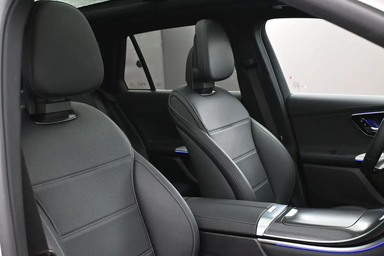 Mercedes-Benz GLC снимка Mercedes-Benz GLC