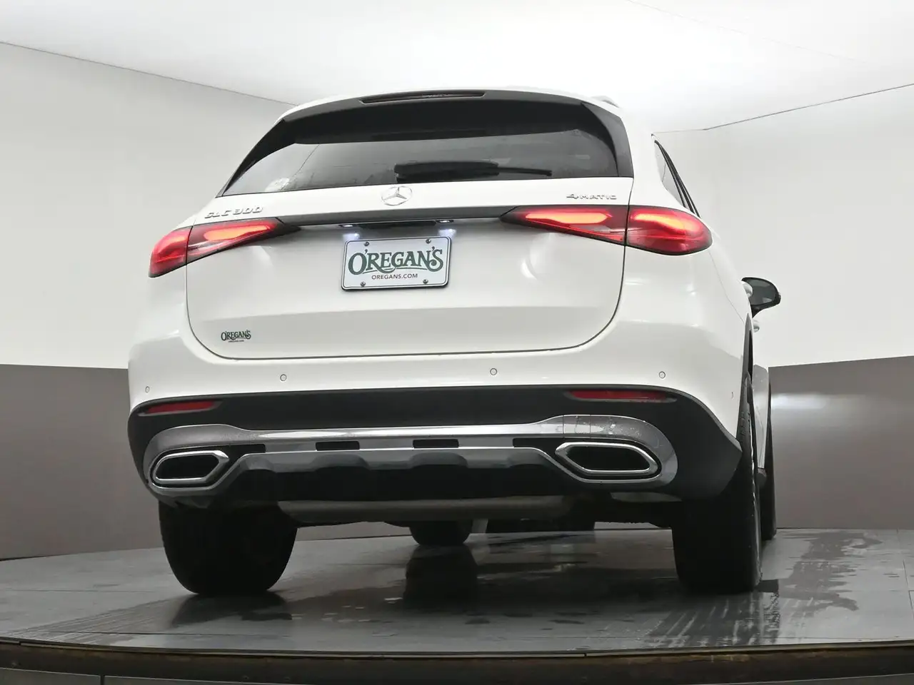 Mercedes-Benz GLC снимка Mercedes-Benz GLC