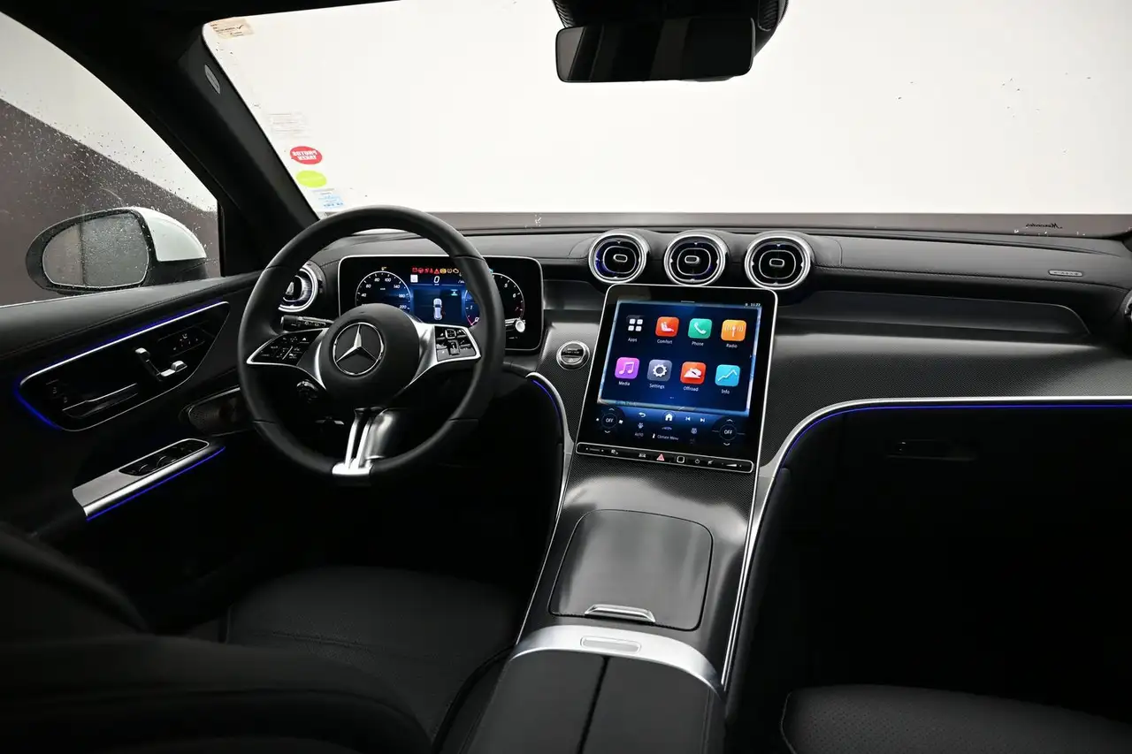 Mercedes-Benz GLC снимка Mercedes-Benz GLC