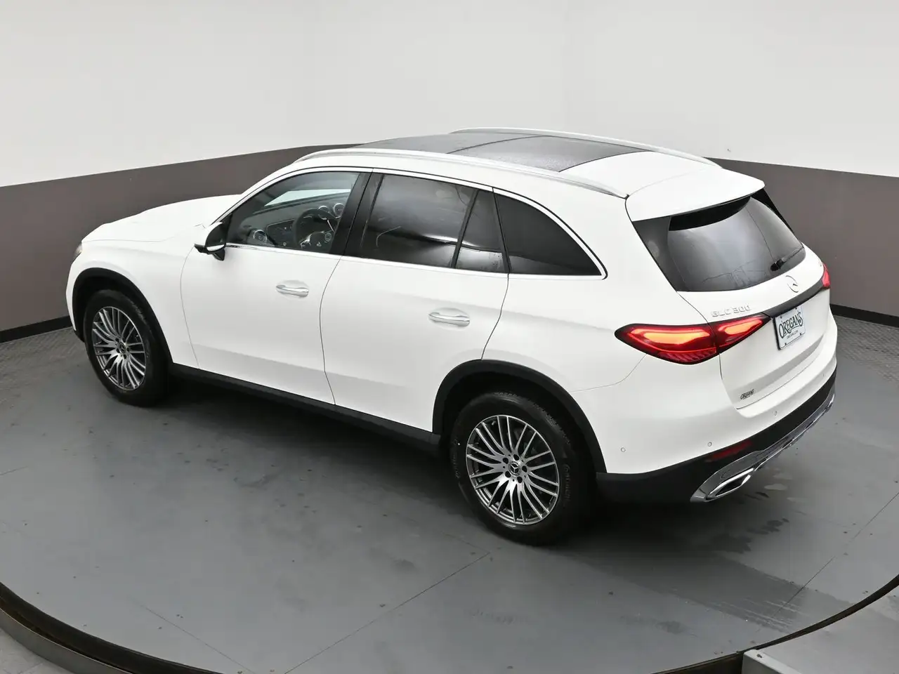 Mercedes-Benz GLC снимка Mercedes-Benz GLC
