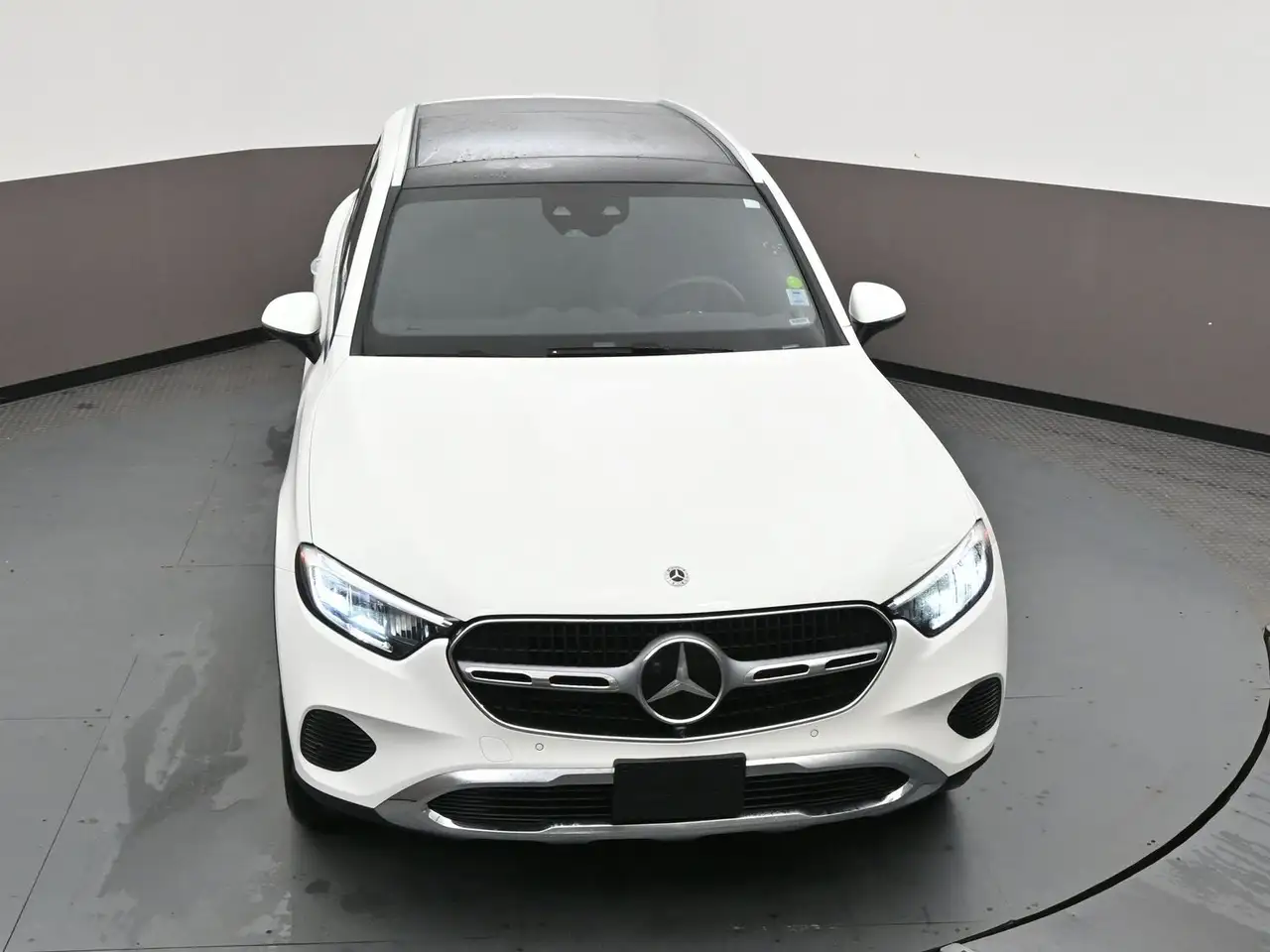 Mercedes-Benz GLC снимка Mercedes-Benz GLC