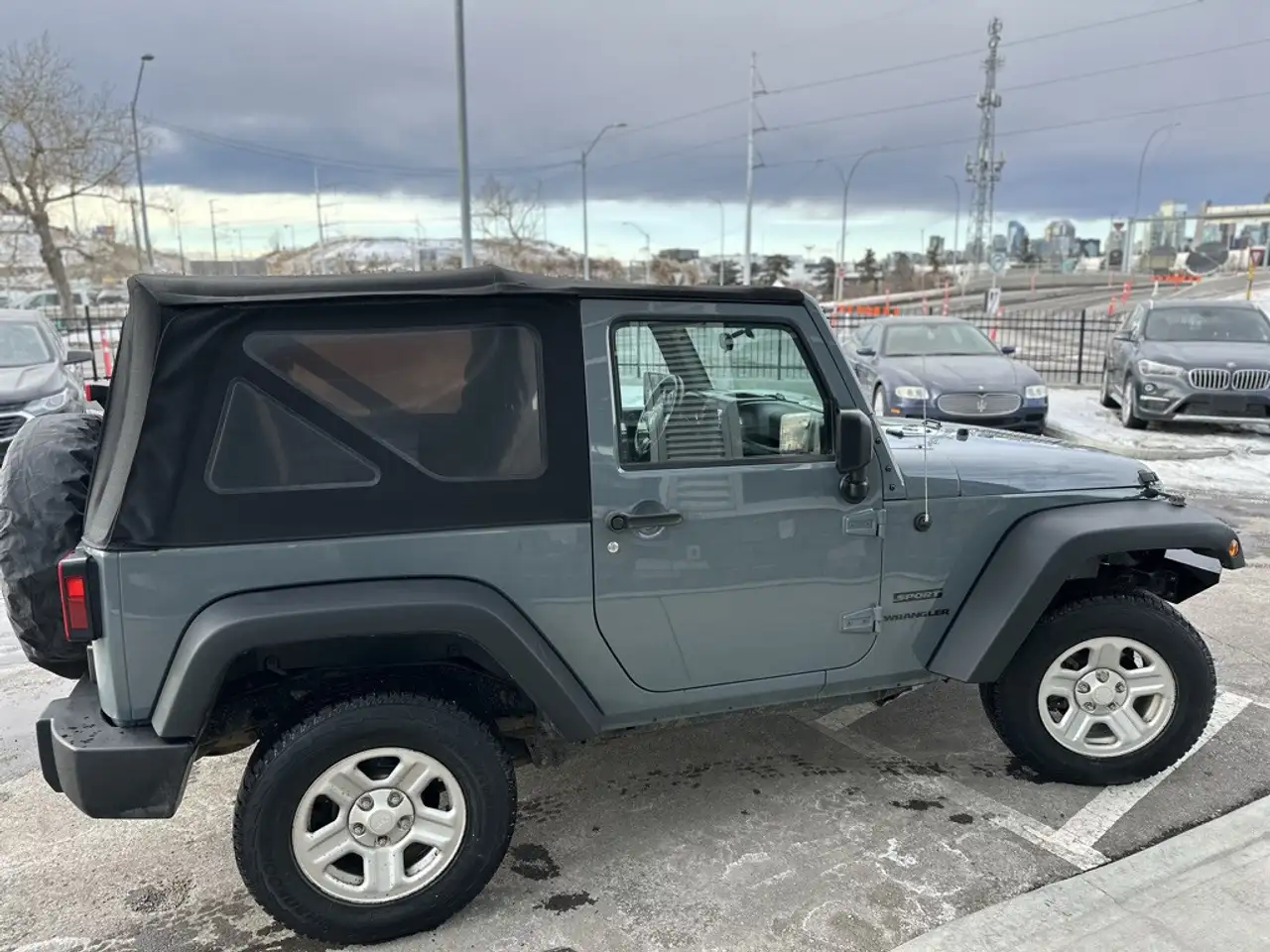 Jeep Wrangler снимка Jeep Wrangler