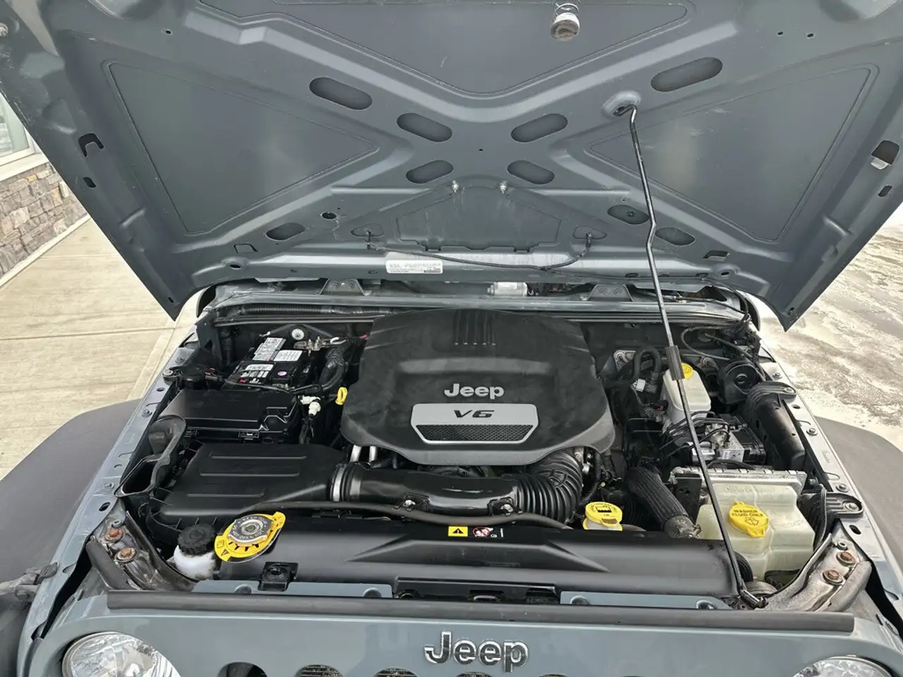 Jeep Wrangler снимка Jeep Wrangler