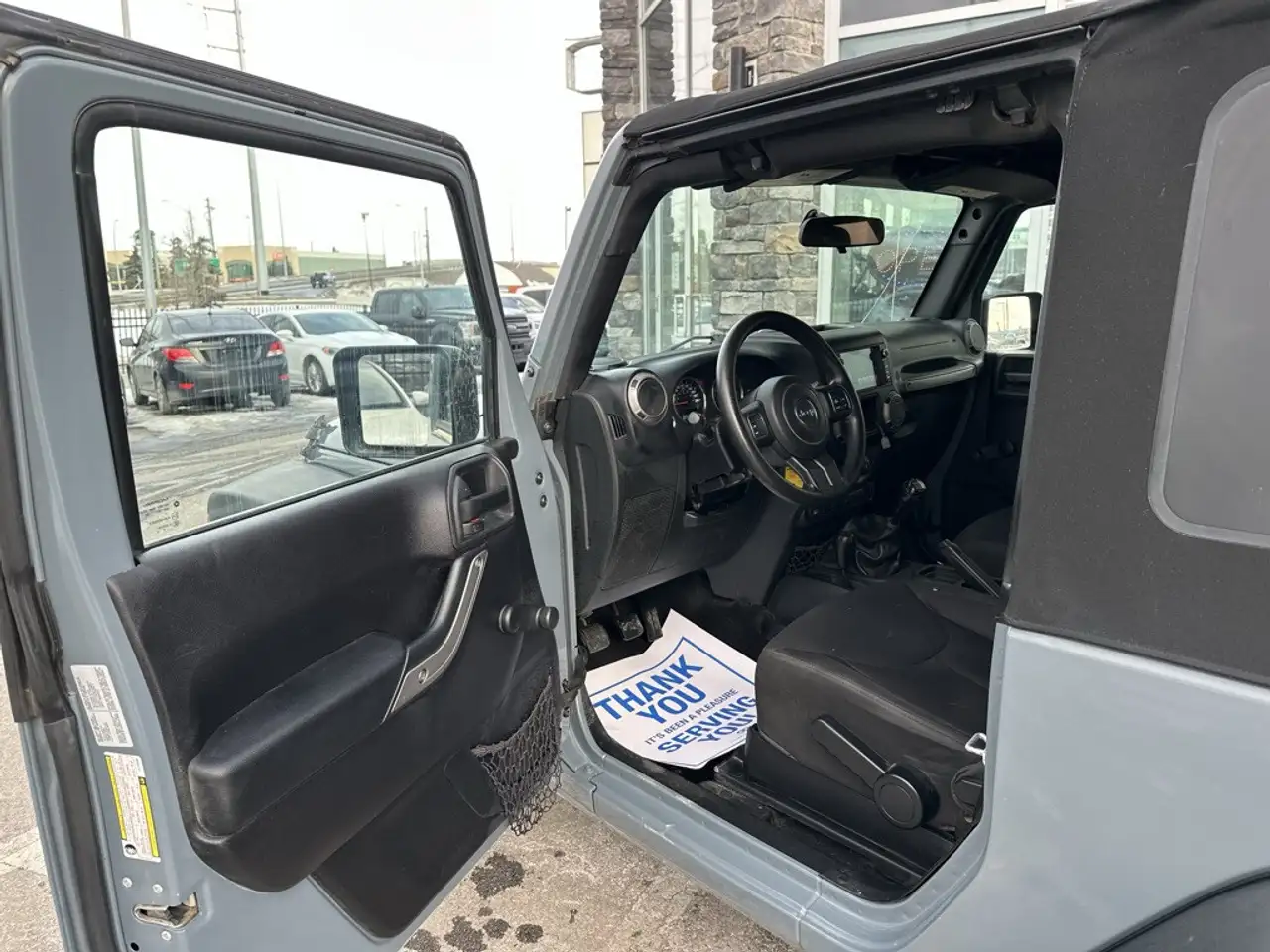 Jeep Wrangler снимка Jeep Wrangler