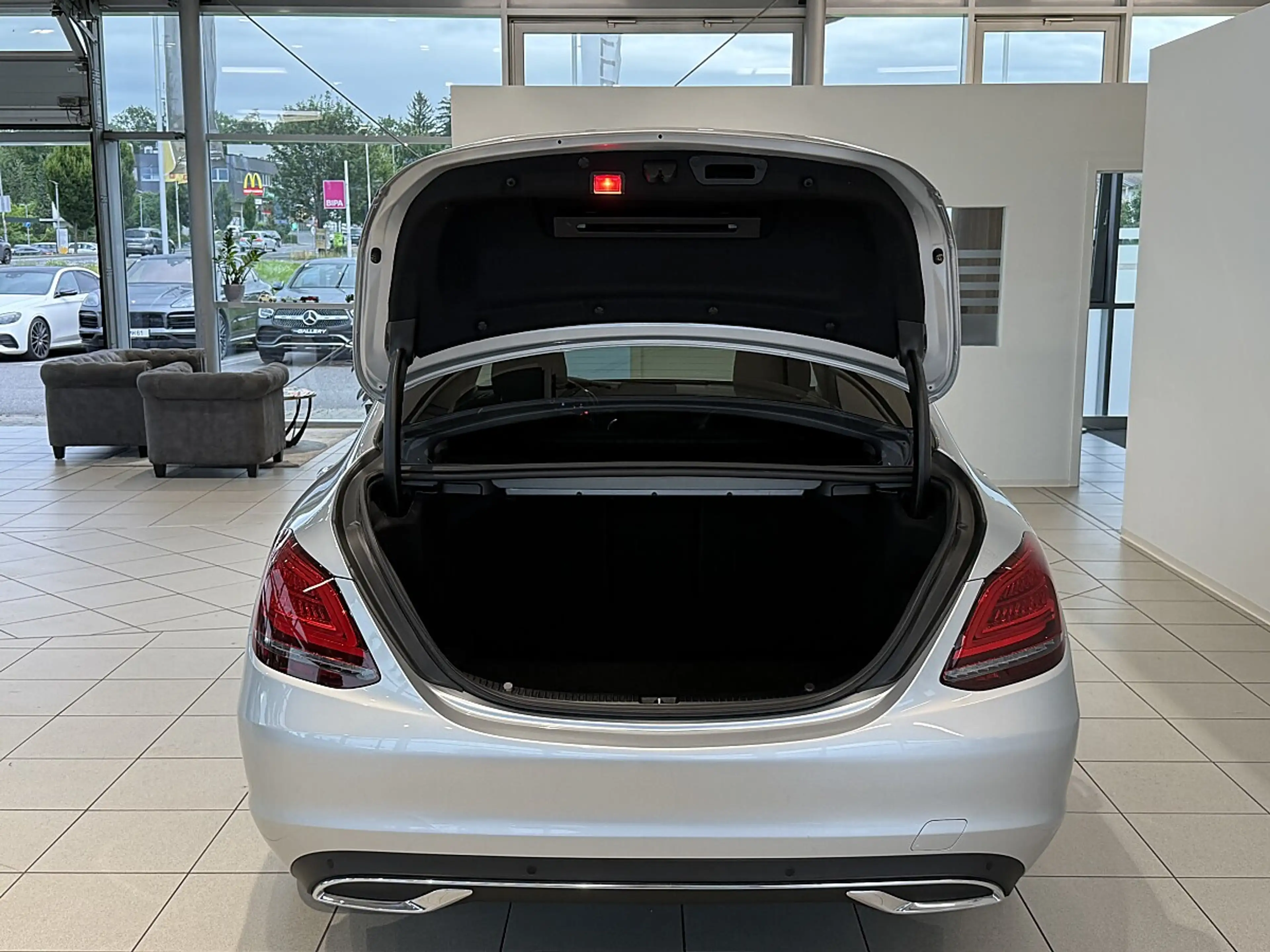 Mercedes-Benz C 200 d Avantgarde Aut. *Kamera*Sitzheizung*Keyless*LED — photo 6