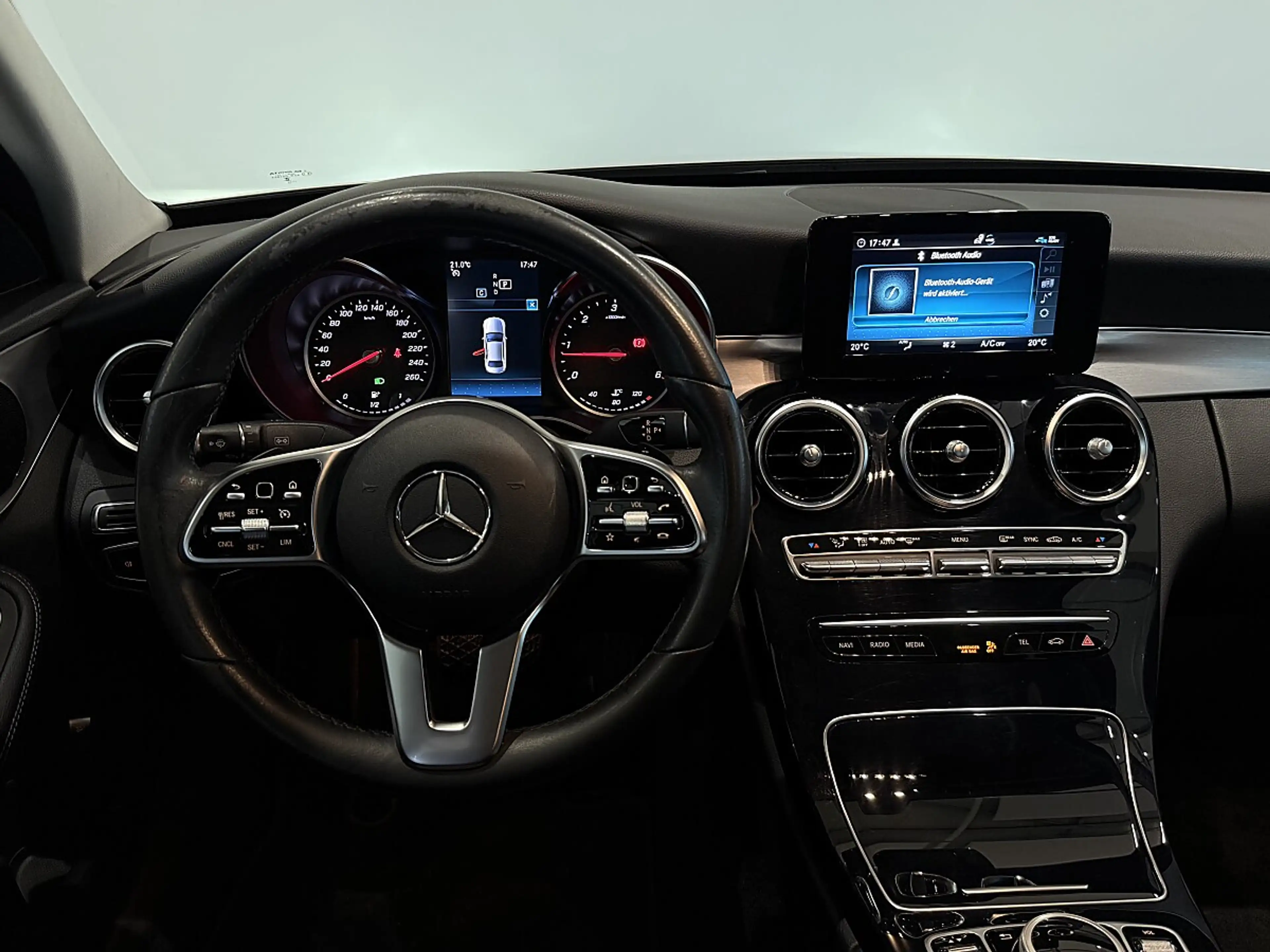 Mercedes-Benz C 200 d Avantgarde Aut. *Kamera*Sitzheizung*Keyless*LED — photo 15