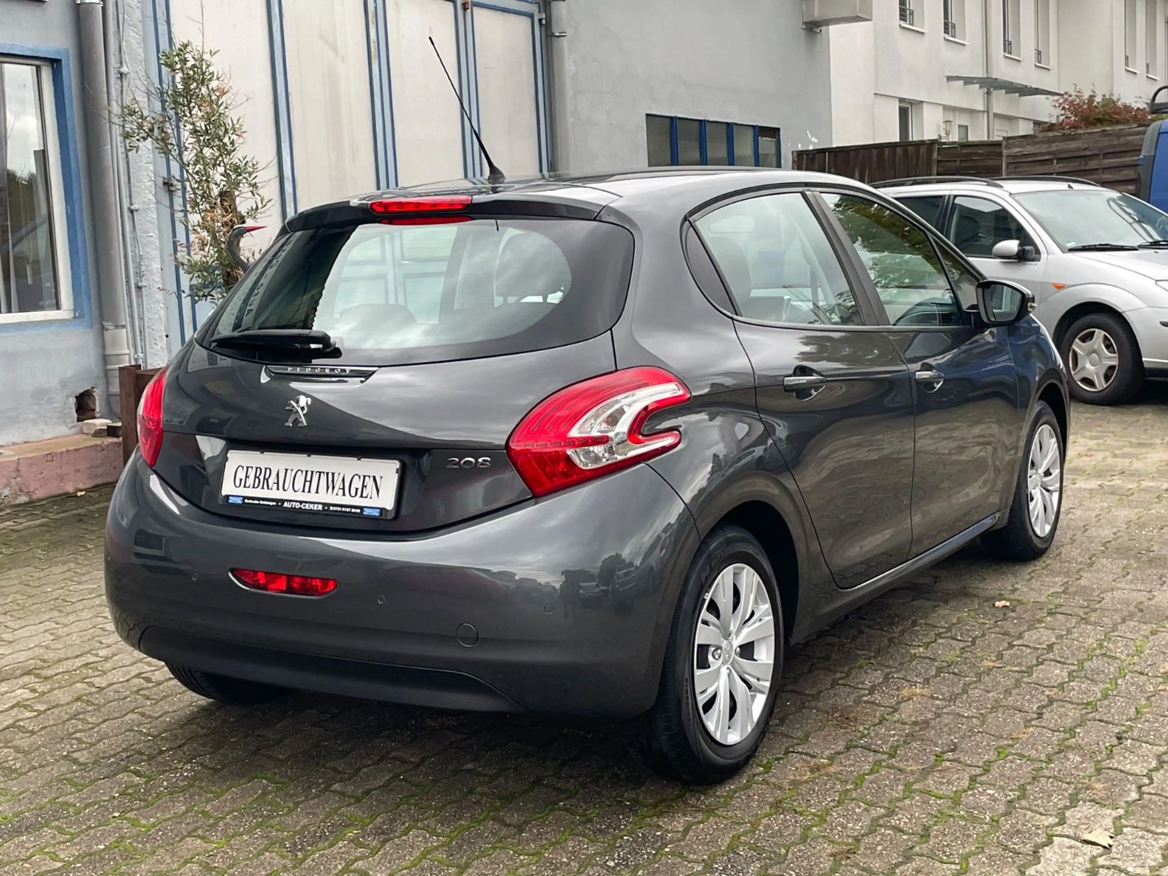 Peugeot 208 Active"Klima"Parkhilfe"Tempomat"Bluetooth" — photo 7
