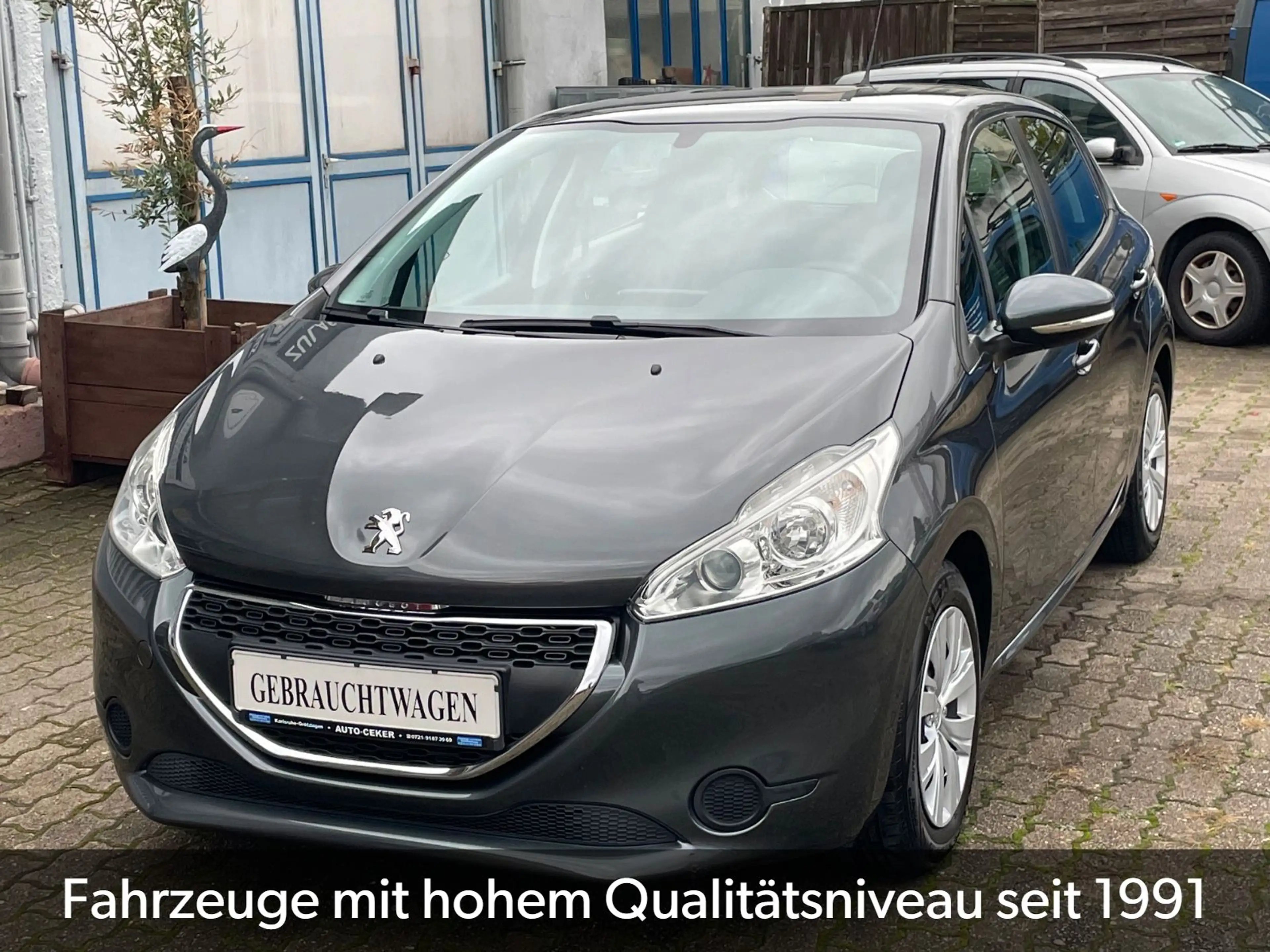 Peugeot 208 Active"Klima"Parkhilfe"Tempomat"Bluetooth"