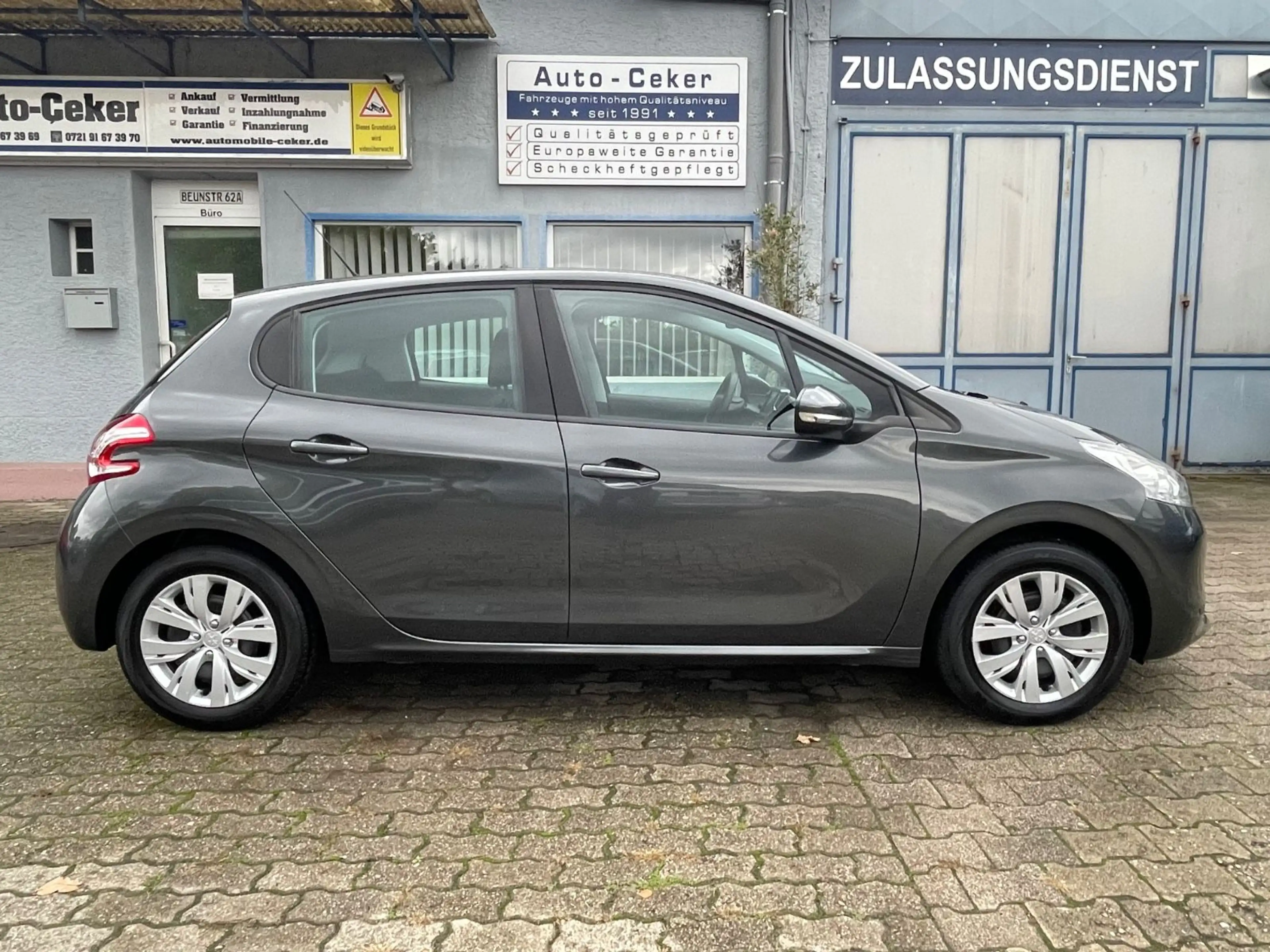 Peugeot 208 Active"Klima"Parkhilfe"Tempomat"Bluetooth" — photo 6