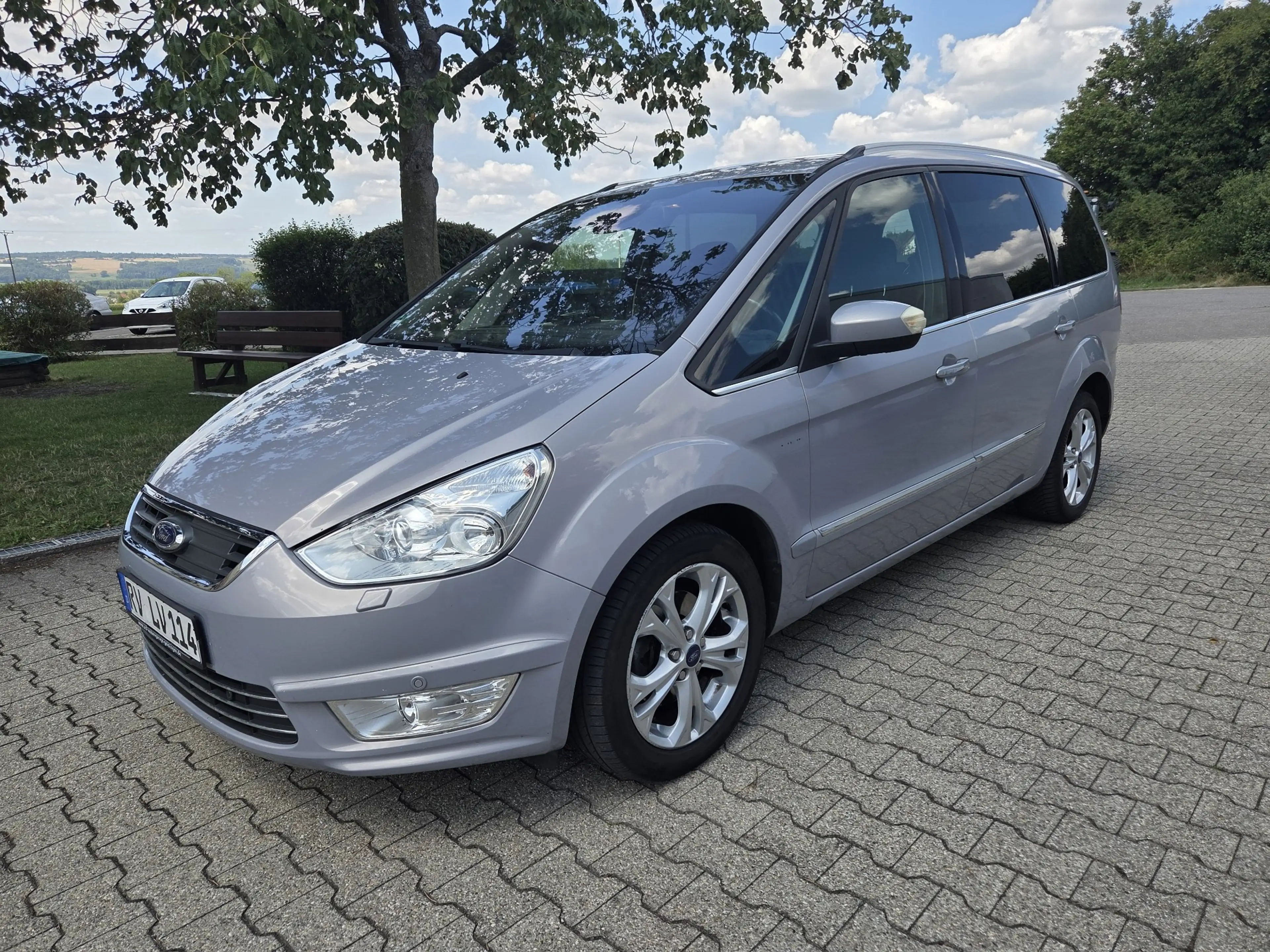 Ford Galaxy Titanium
