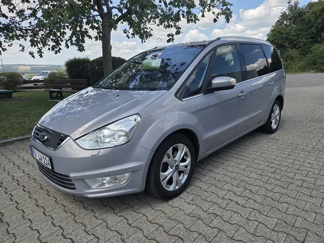 Ford Galaxy Titanium