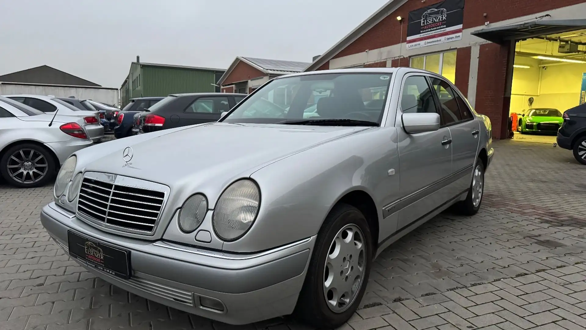 Mercedes-Benz E 280 #Sitzheizung#Automatik#Super Zustand# Zilver - 1