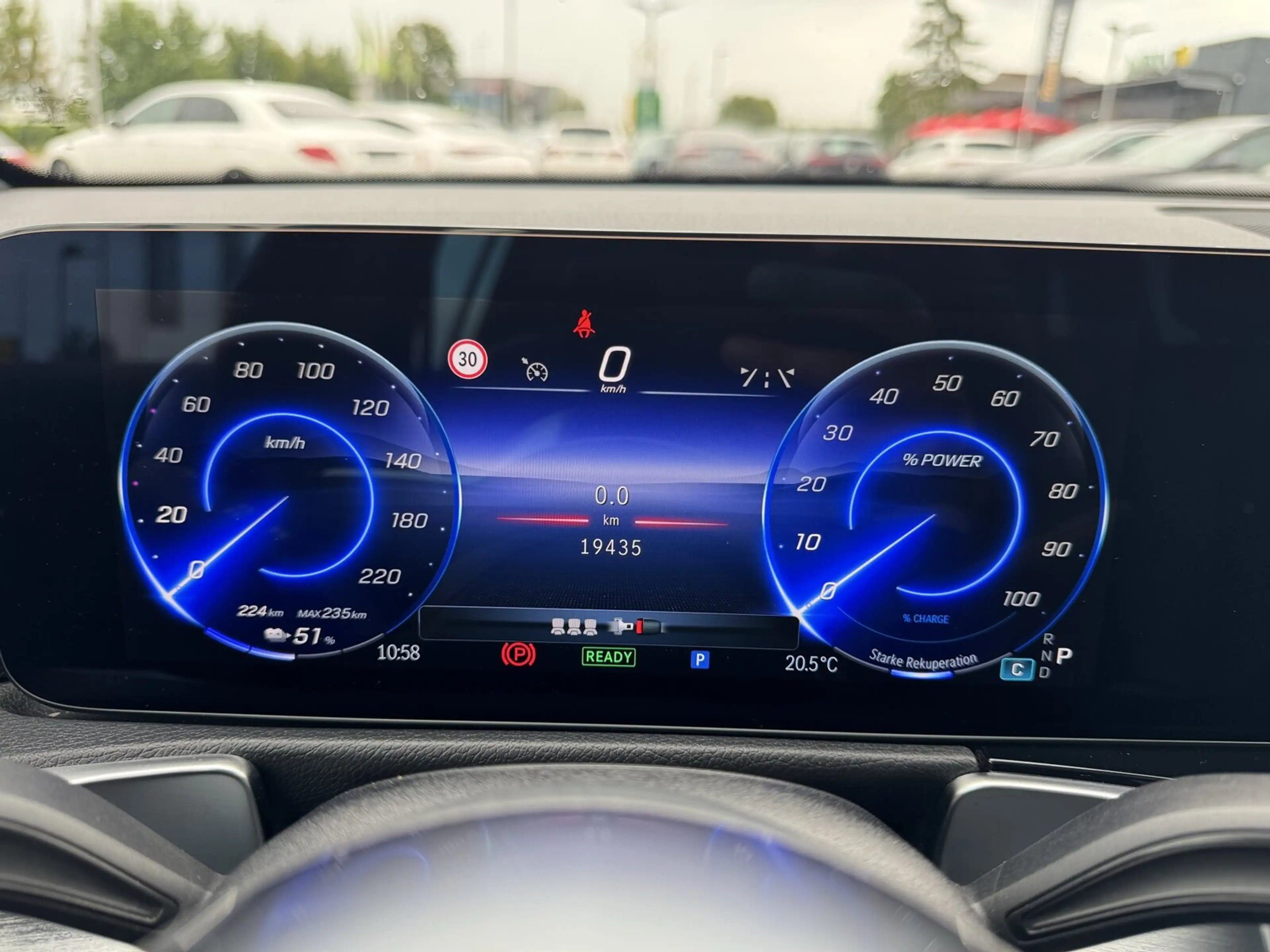 Mercedes-Benz EQB 350 EQB 350 4M PROGR. NAVI+LED+KAMERA+CARPLAY+ASSIST — photo 14