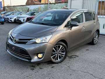 1.6 D-4D Premium / 7 PLACES / PANO / CAMERA