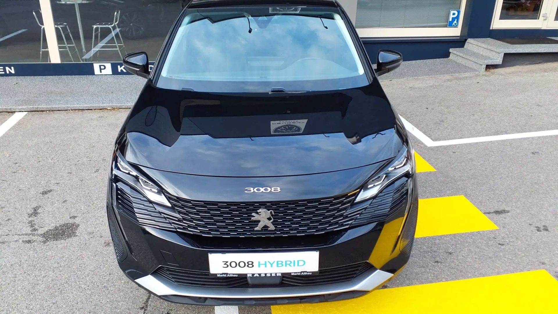 Peugeot 3008 1.6 Hybrid 225 Allure Schwarz - 2