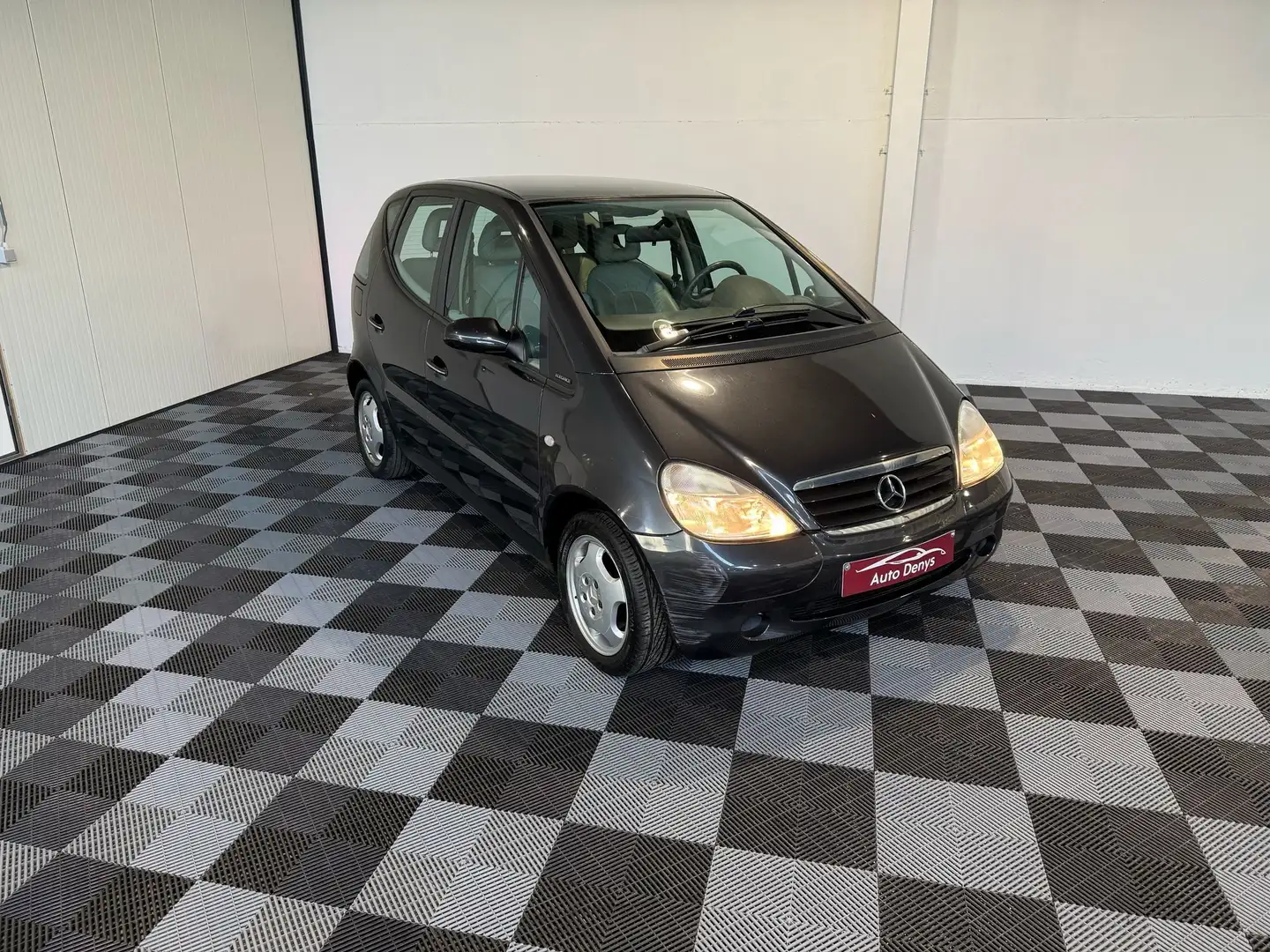 Mercedes-Benz A 140 Benzine AUTOMATIQUE bj. 2000 109000km EXPORT Gris - 1