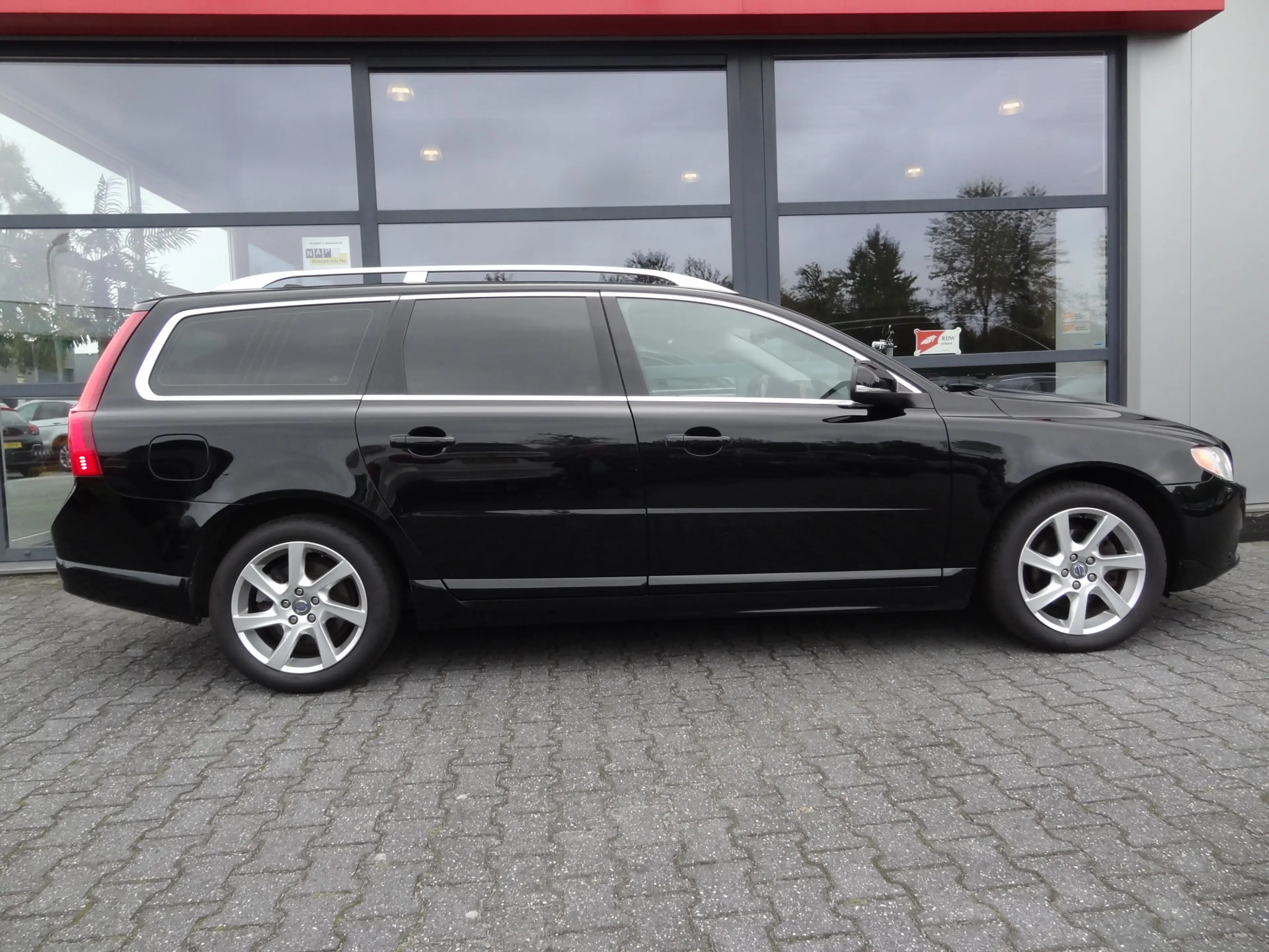 Volvo V70 1.6 T4 | NL-AUTO | TREKHAAK | OPEN DAK | CRUISE | — photo 12
