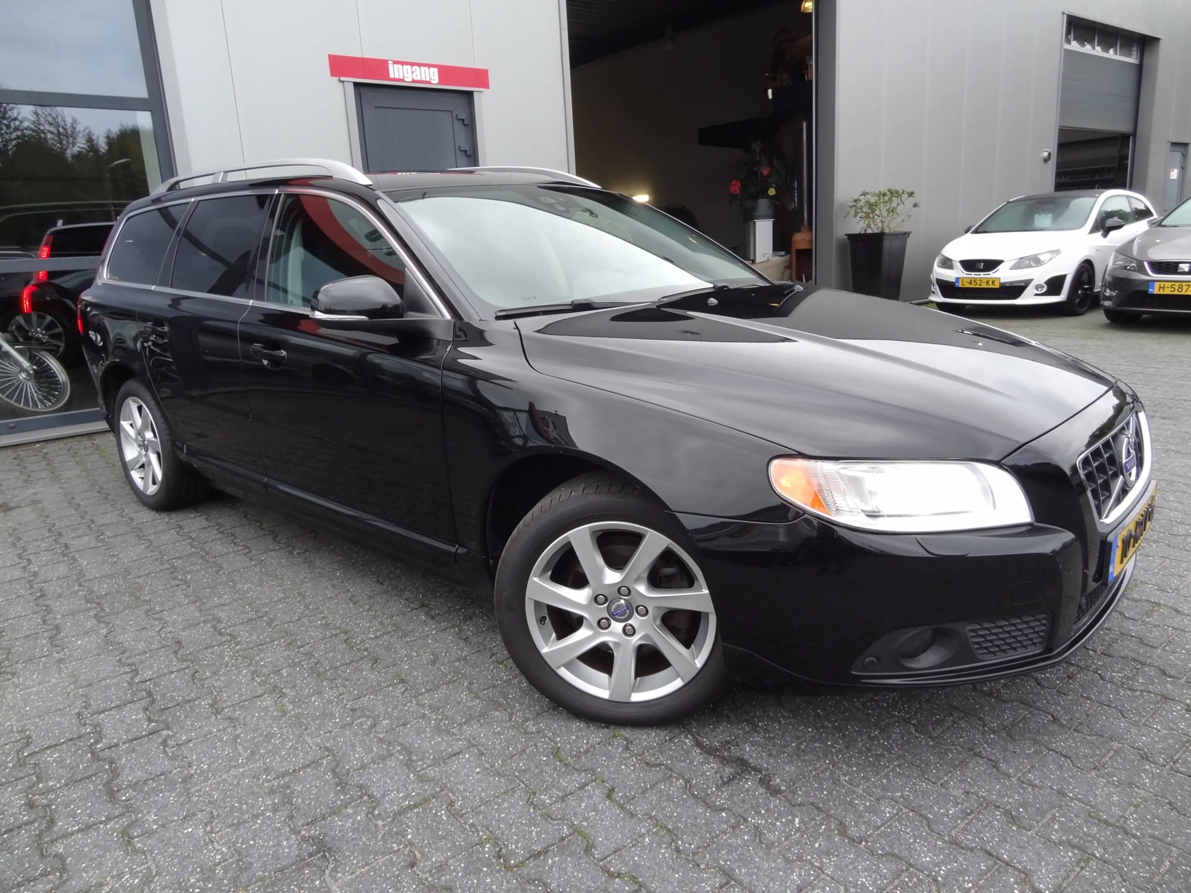 Volvo V70 1.6 T4 | NL-AUTO | TREKHAAK | OPEN DAK | CRUISE | — photo 2