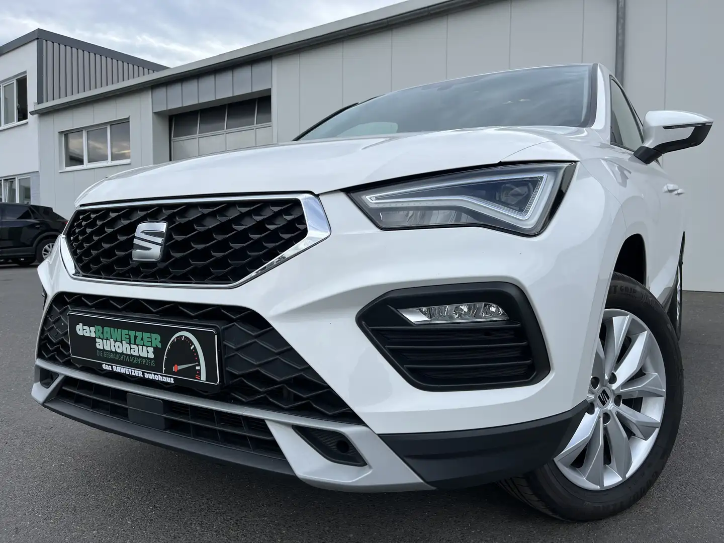 SEAT Ateca 2.0 TDI DSG Style 148€ m. 20% Anzahlung DAB Navi Weiß - 1