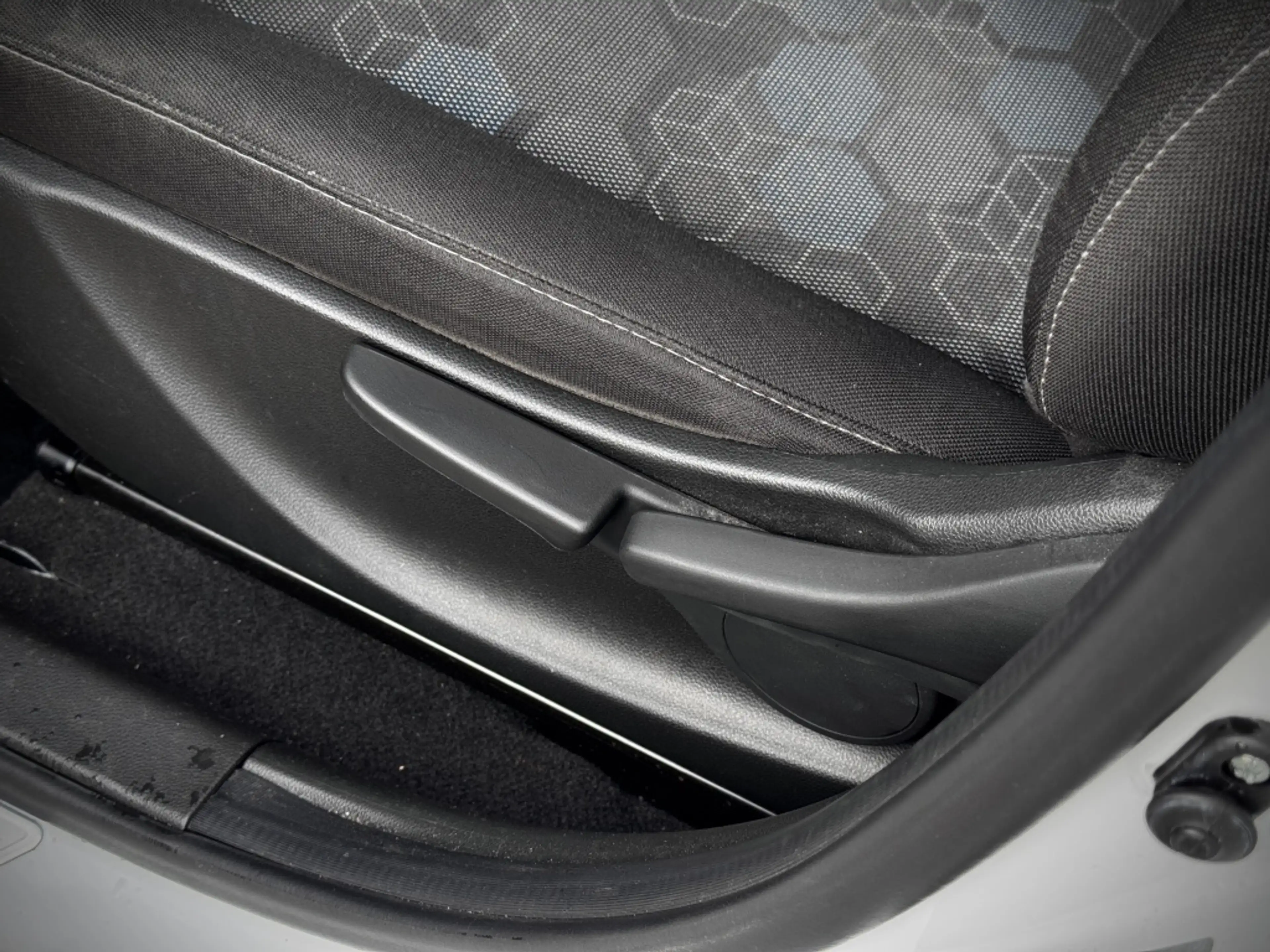 Opel Karl Rocks Online Edition | Automaat | Stoelverwarming — photo 7