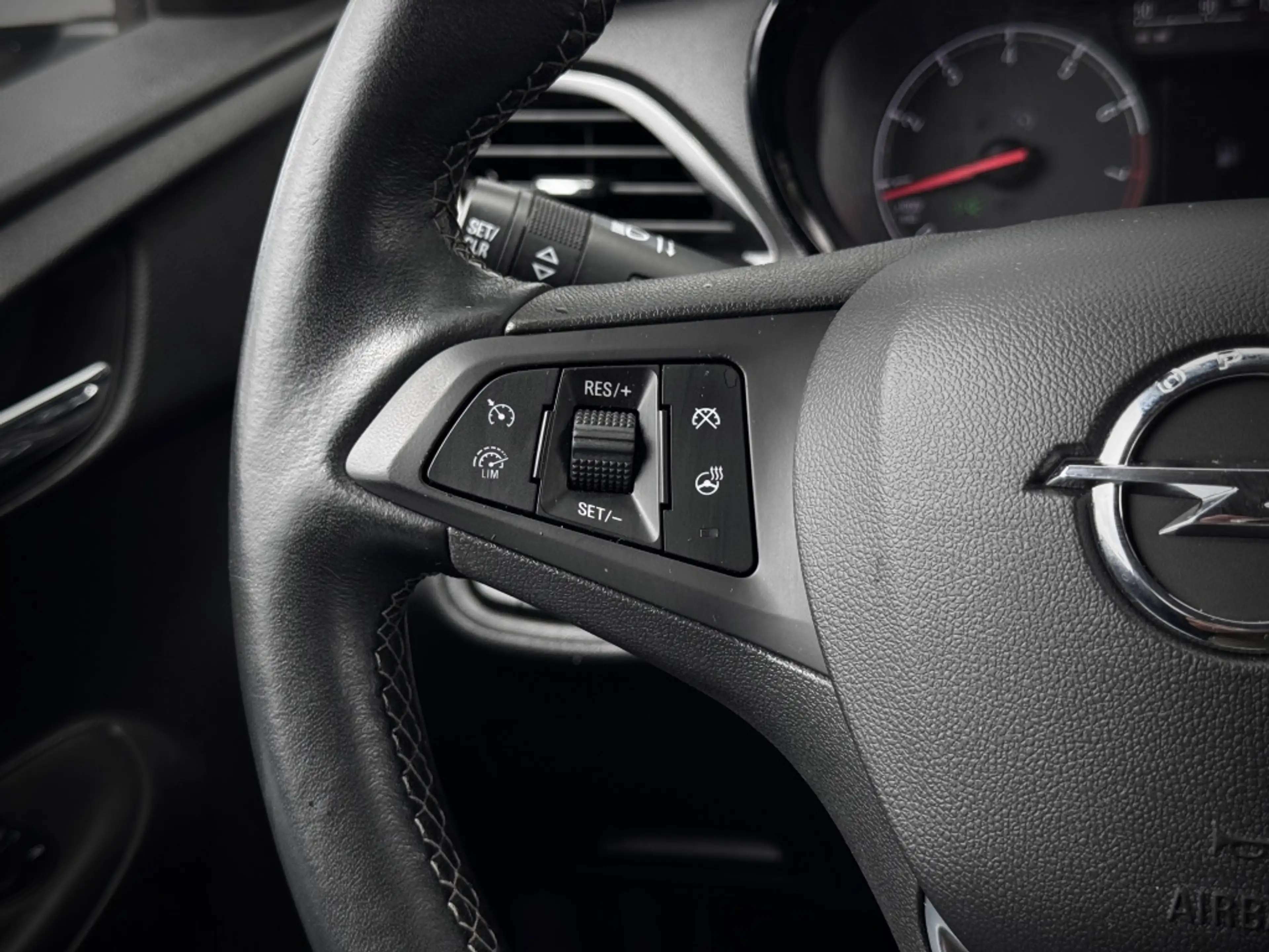 Opel Karl Rocks Online Edition | Automaat | Stoelverwarming — photo 36