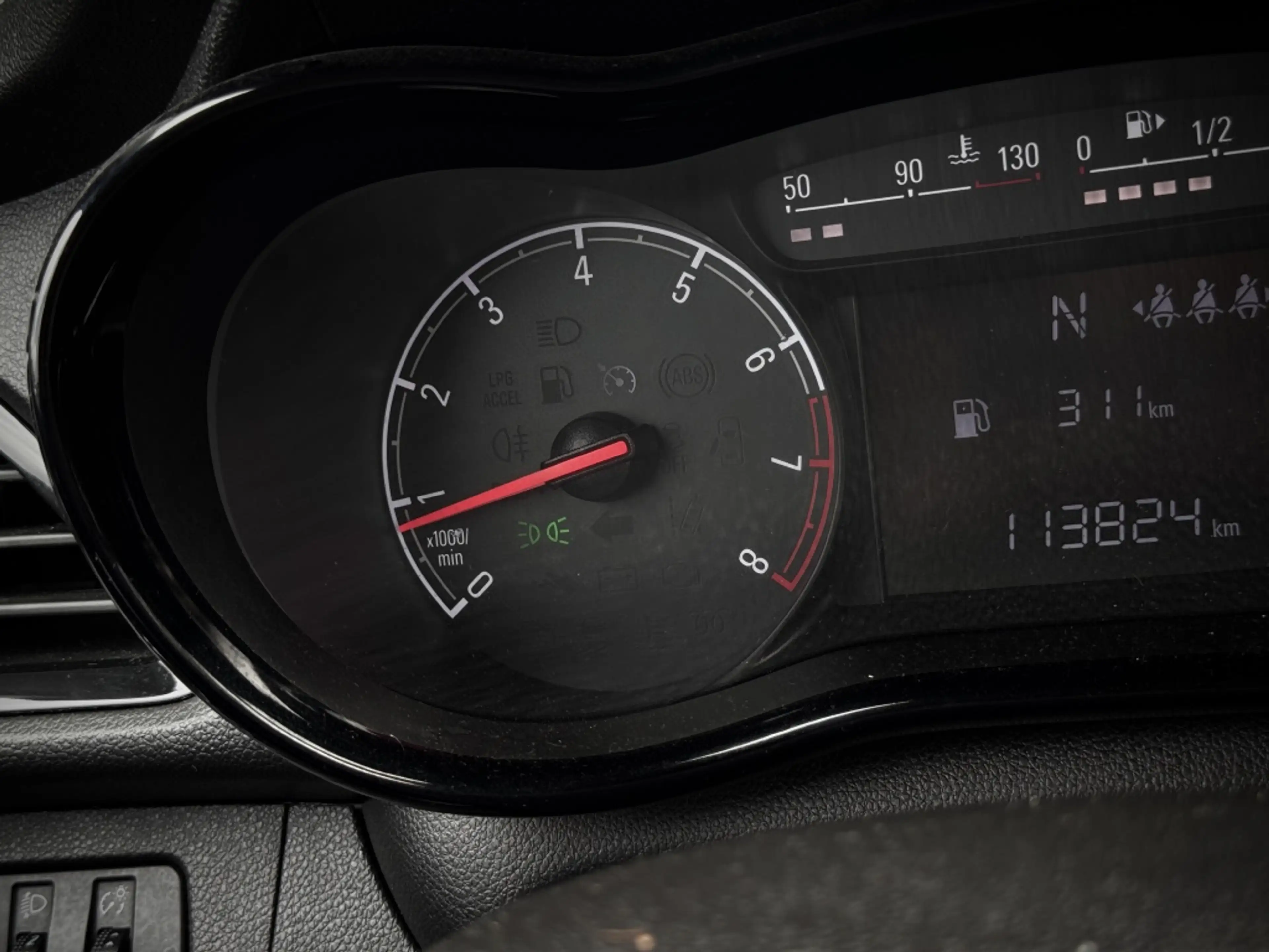 Opel Karl Rocks Online Edition | Automaat | Stoelverwarming — photo 33
