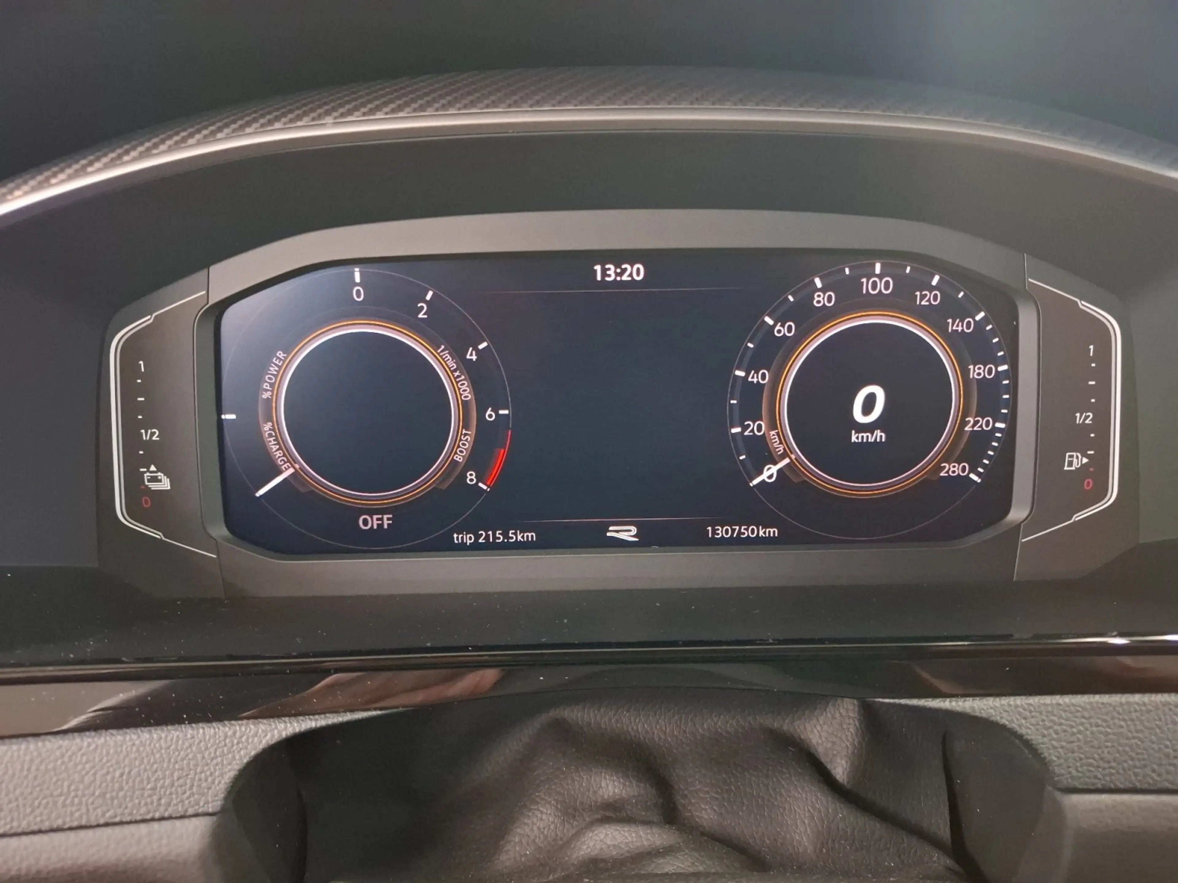 Volkswagen Arteon Shooting Brake R-Line e-Hybrid AHK Matrix — photo 12