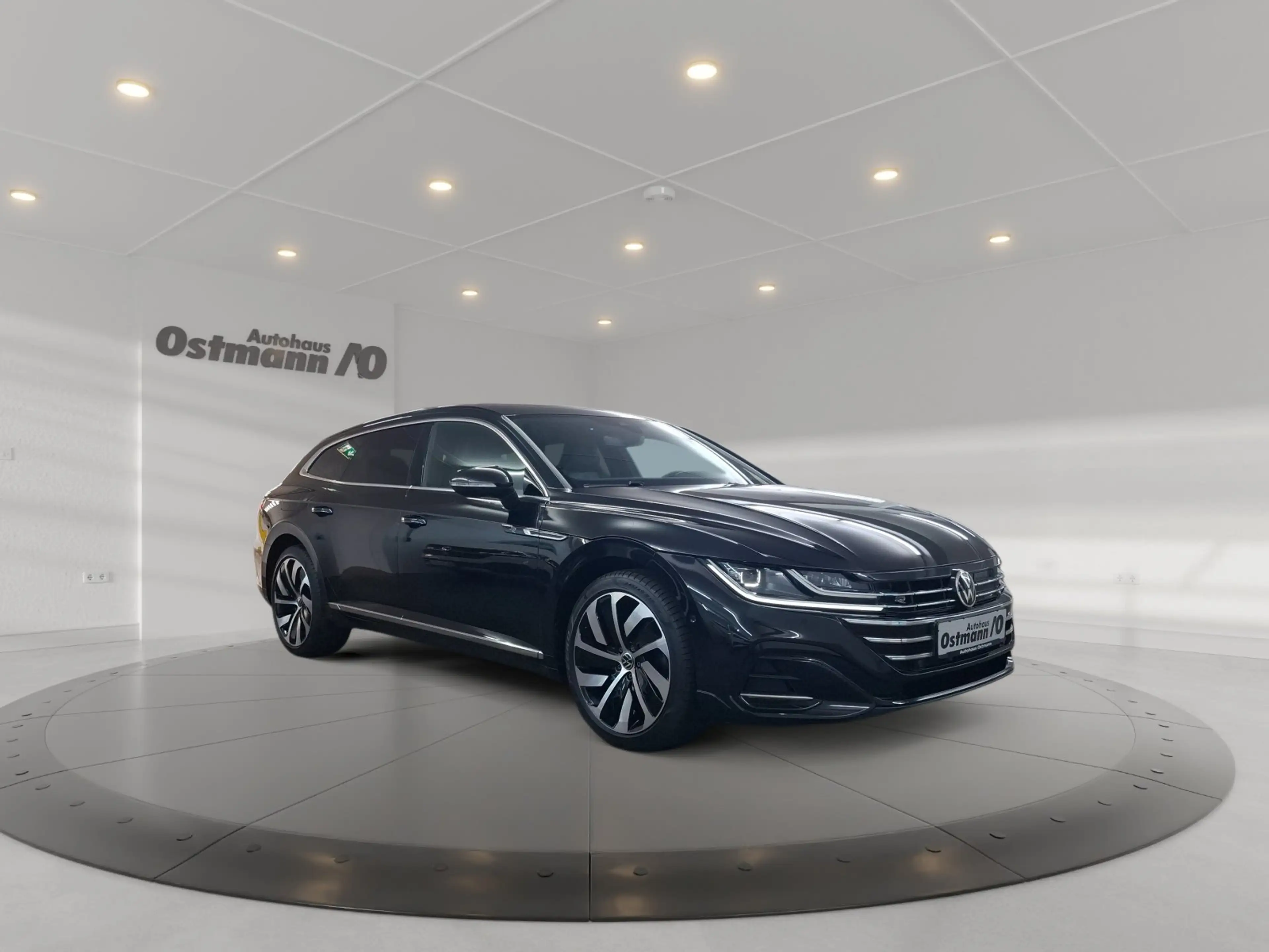 Volkswagen Arteon Shooting Brake R-Line e-Hybrid AHK Matrix — photo 5