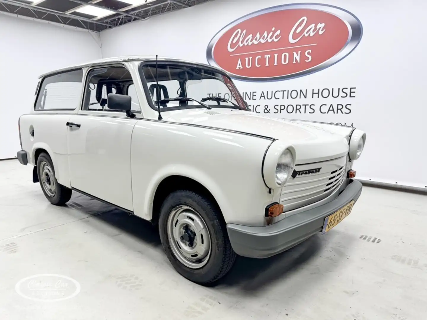 Trabant Sonstige UNIVERSAL 1.1 444 Edition - ONLINE AUCTION Weiß - 1