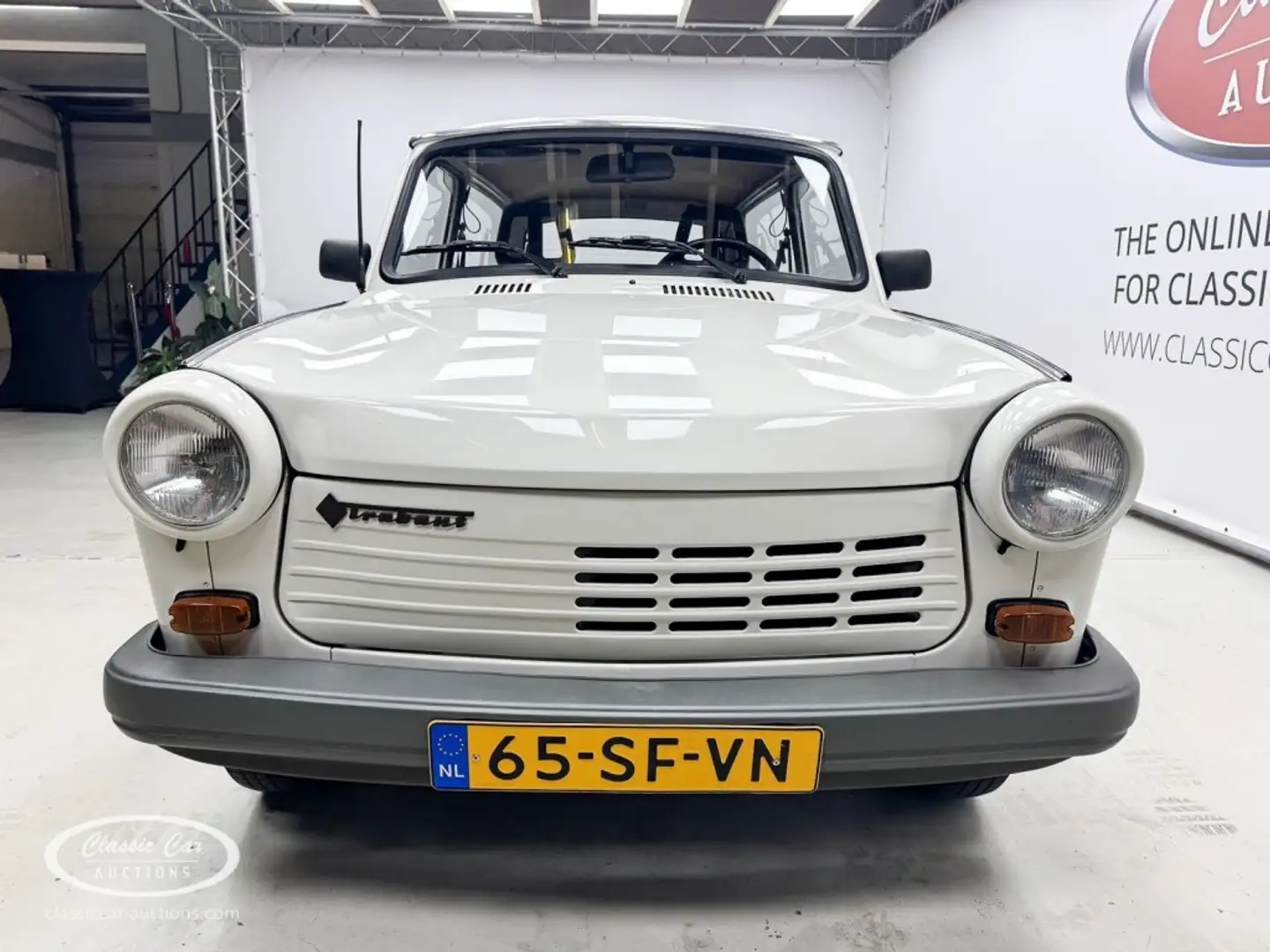 Trabant Sonstige UNIVERSAL 1.1 444 Edition - ONLINE AUCTION Weiß - 2