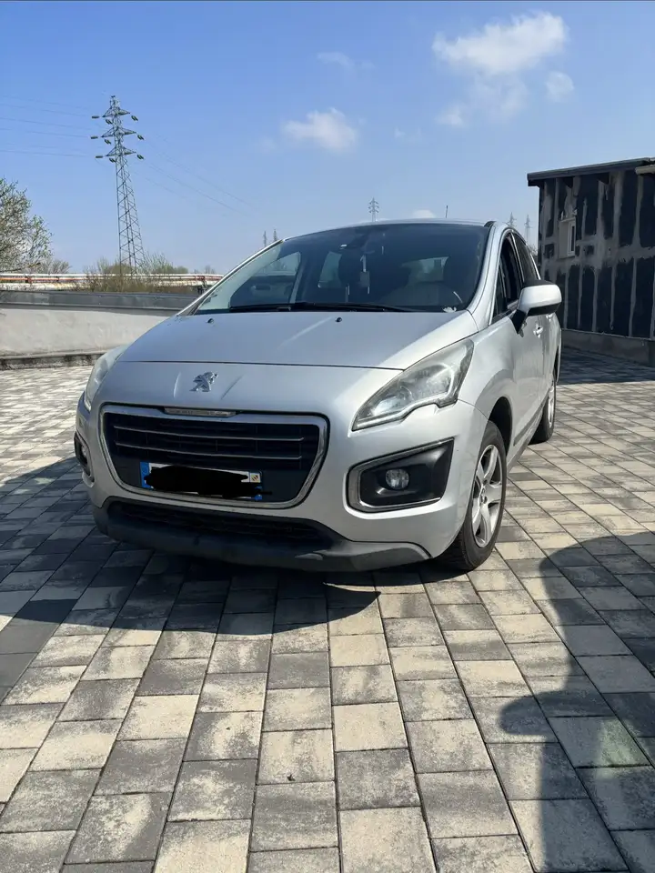 Peugeot 3008 1.6 e-HDi 115ch FAP ETG6 BLUE LION FÃ©li